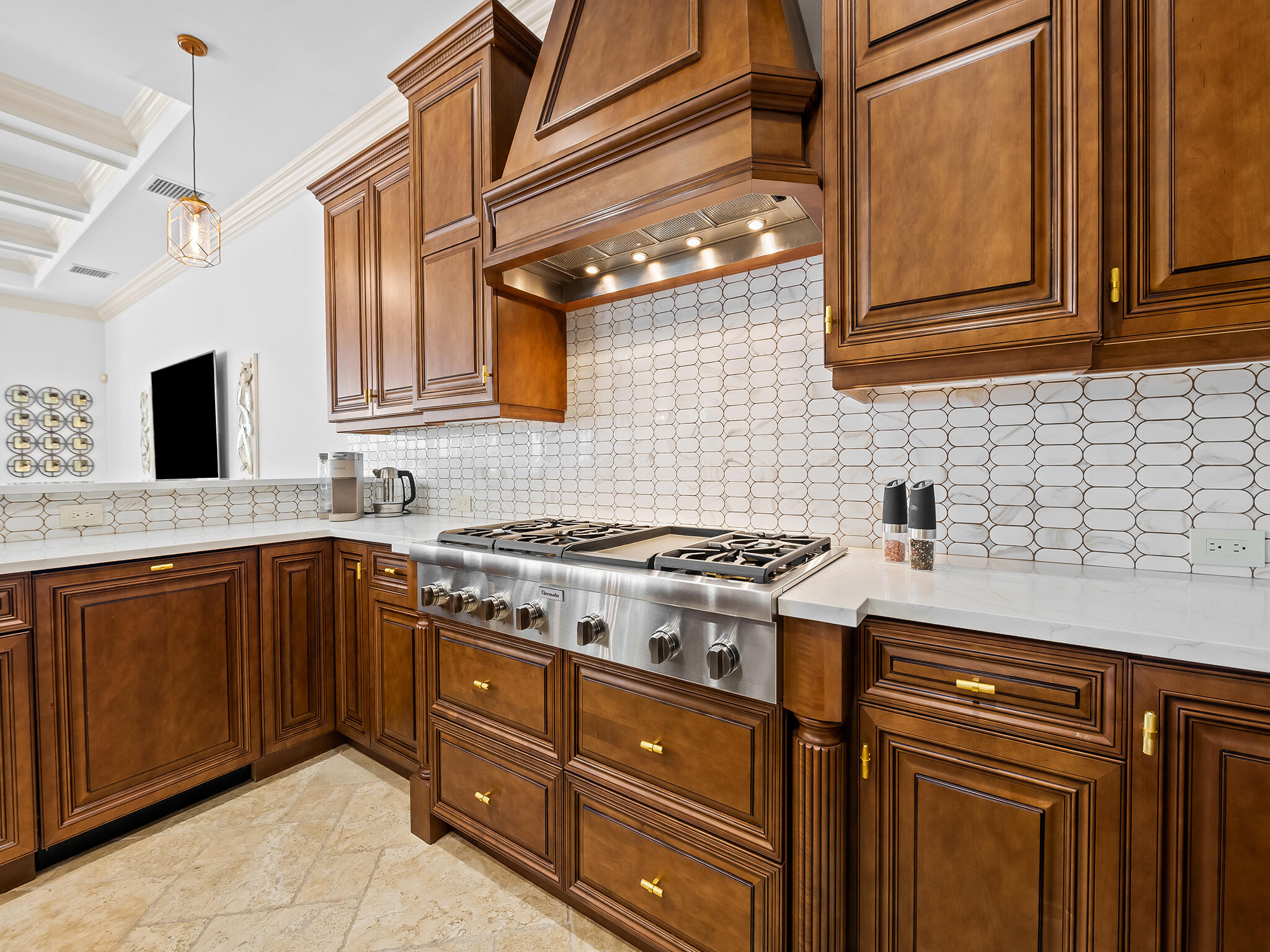 639 Middle River Drive Property Photo 13