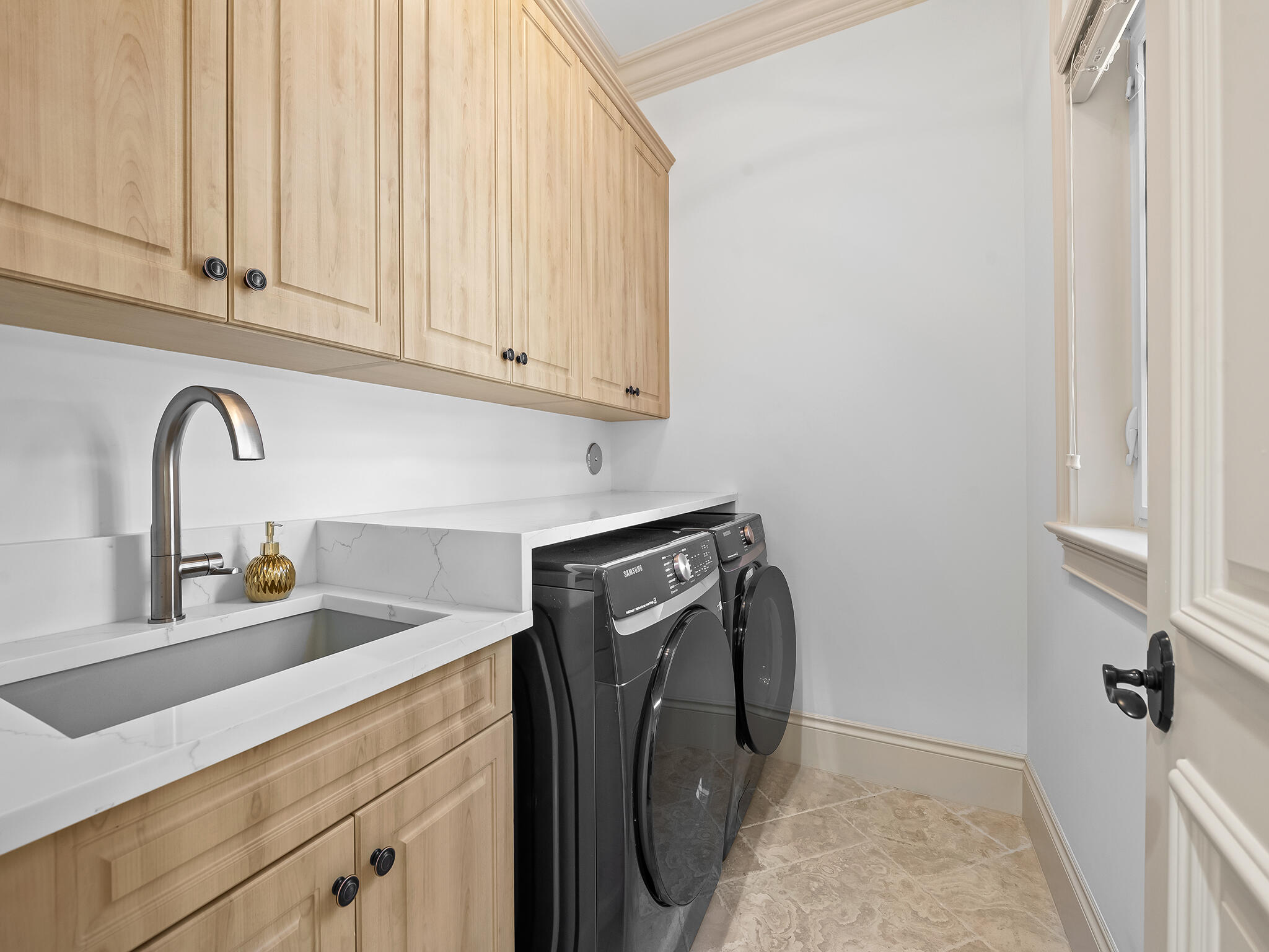 639 Middle River Drive Property Photo 41