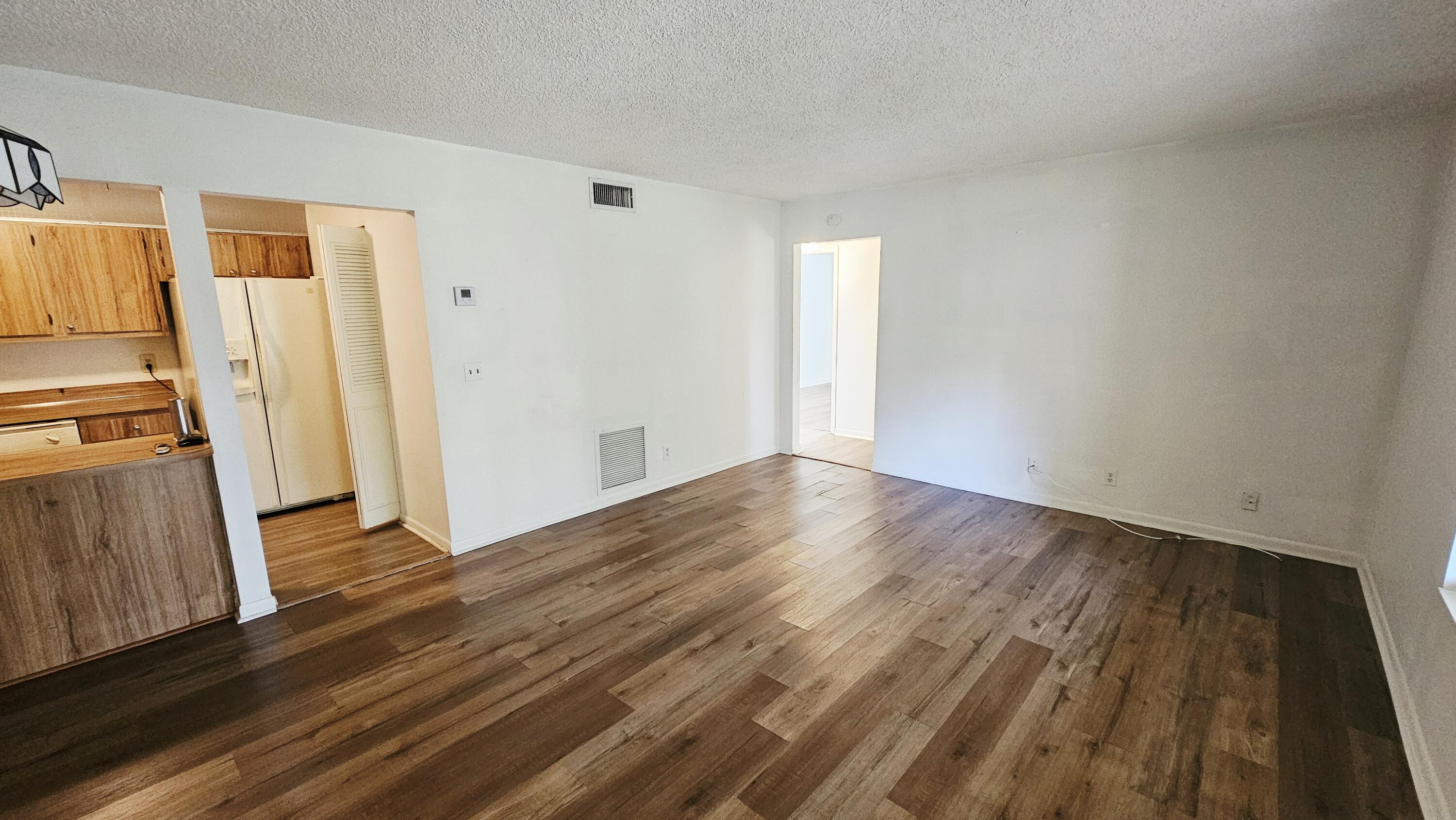 4807 Sable Pine Circle B1 Property Photo 3