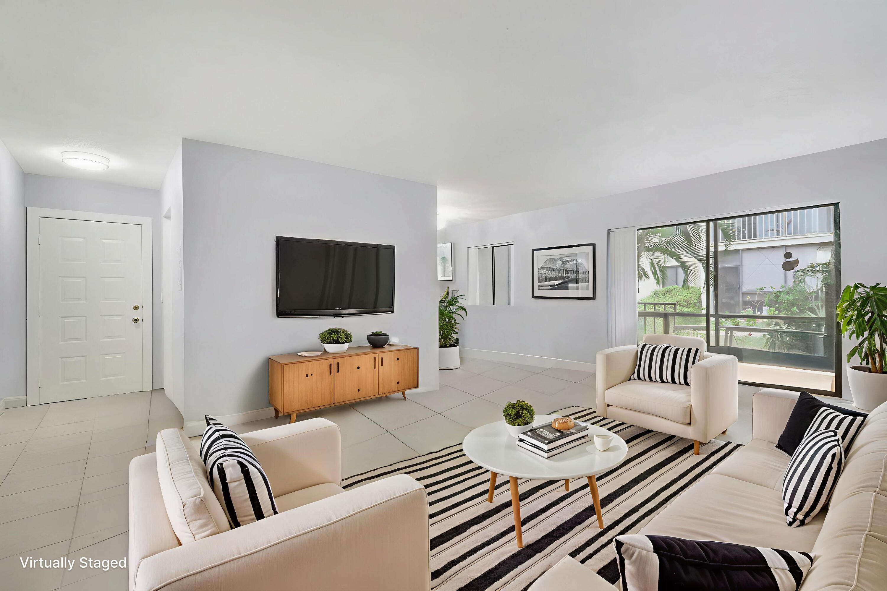150 Pineview Road C4 Property Photo 4