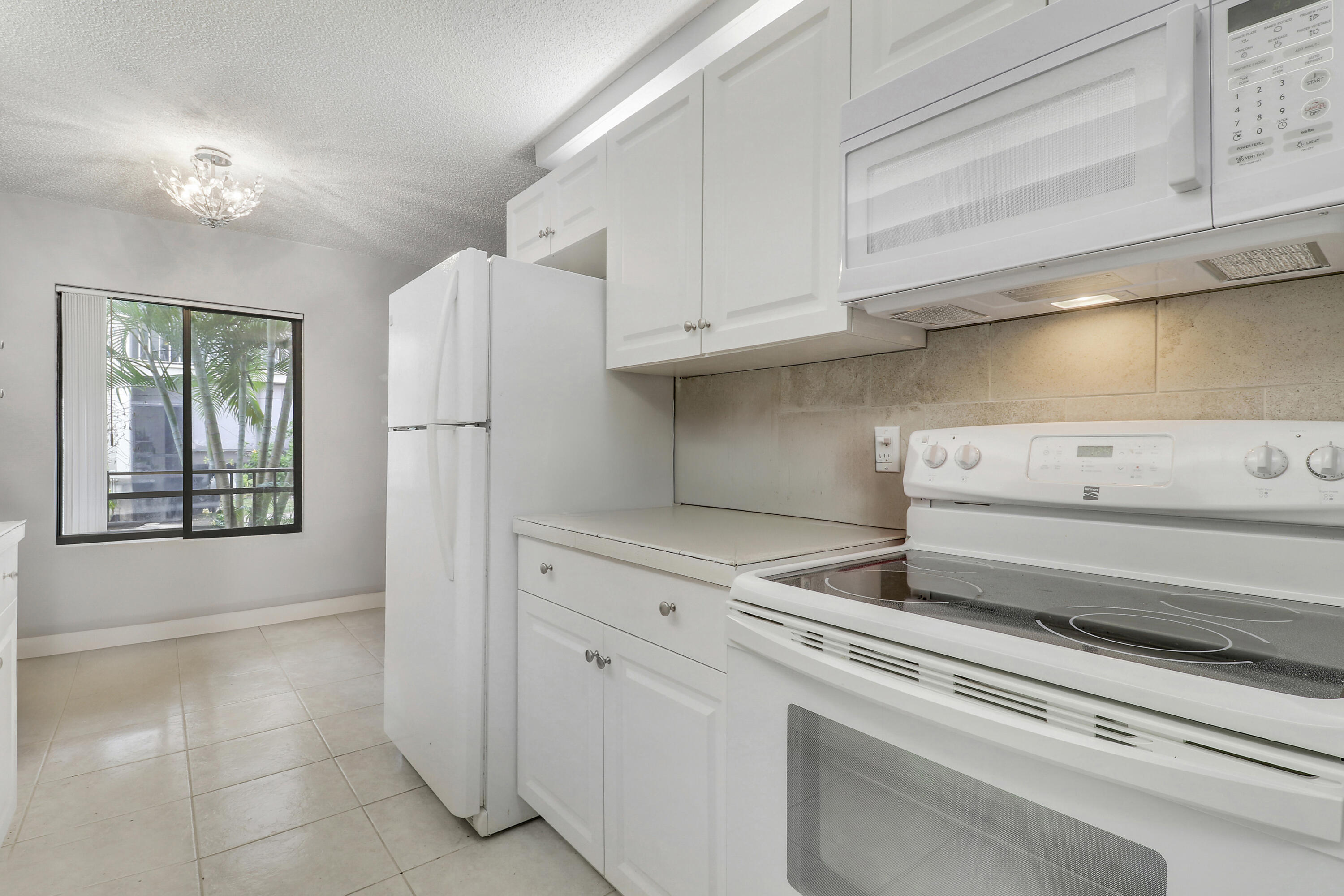 150 Pineview Road C4 Property Photo 9
