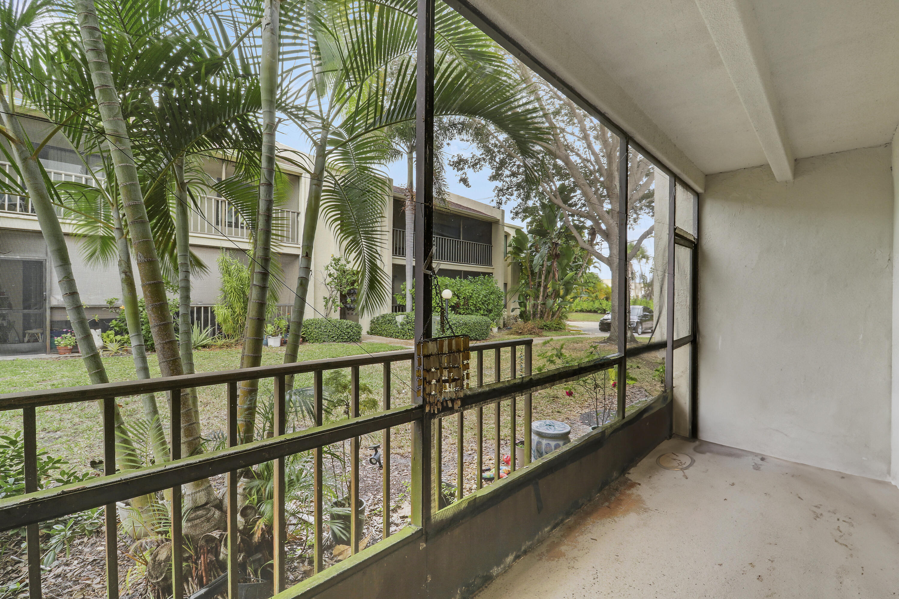 150 Pineview Road C4 Property Photo 17