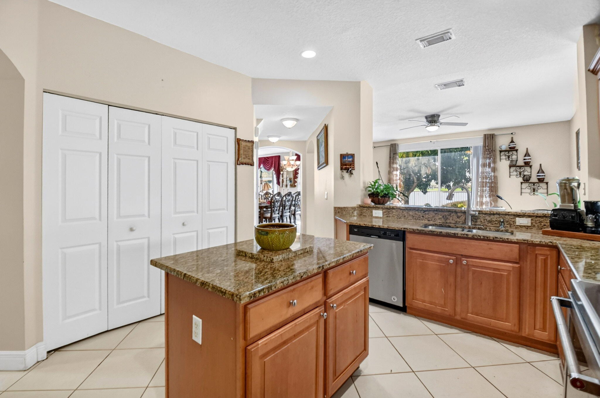 809 Triana Street Property Photo 19