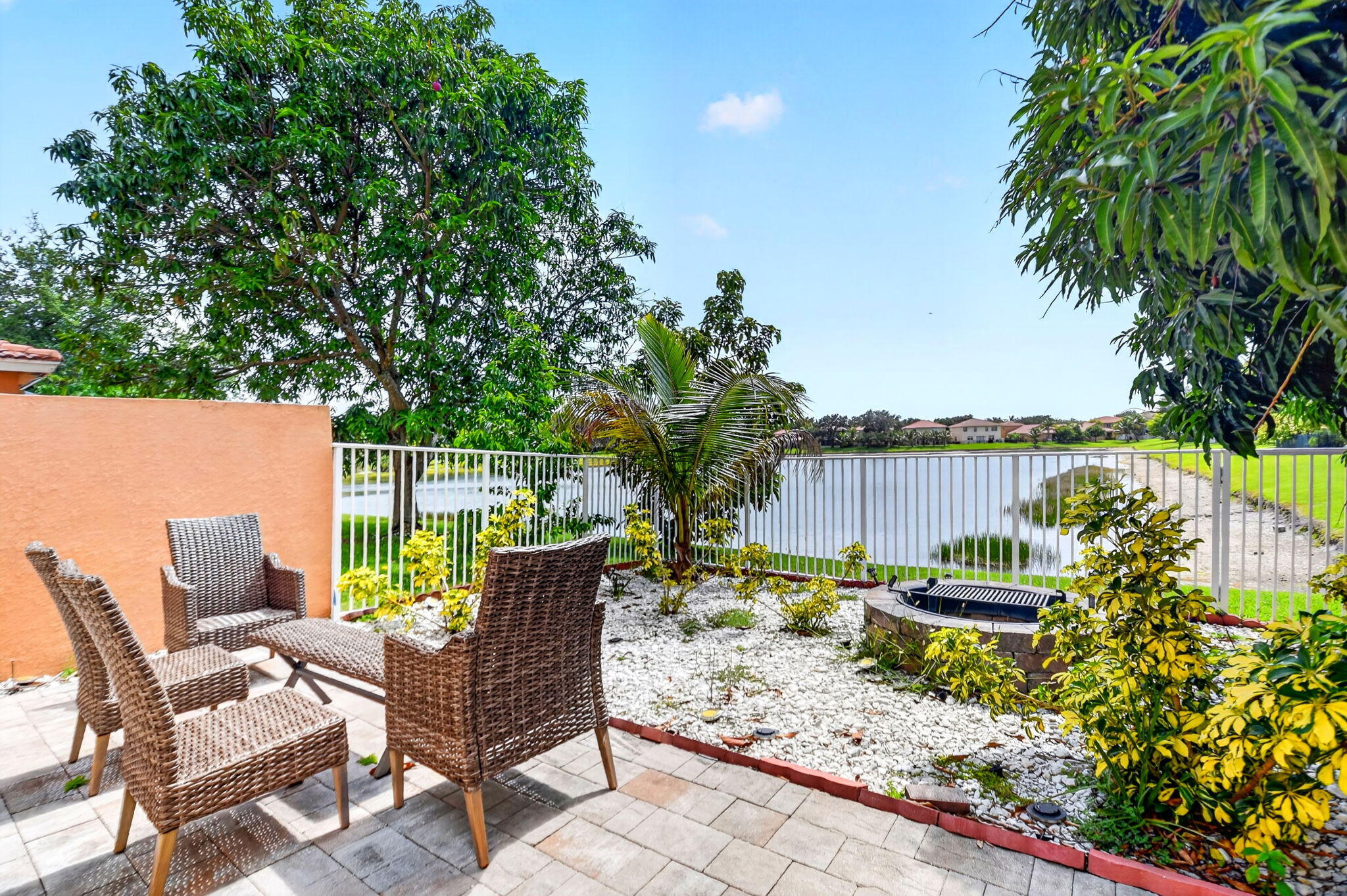 809 Triana Street Property Photo 43