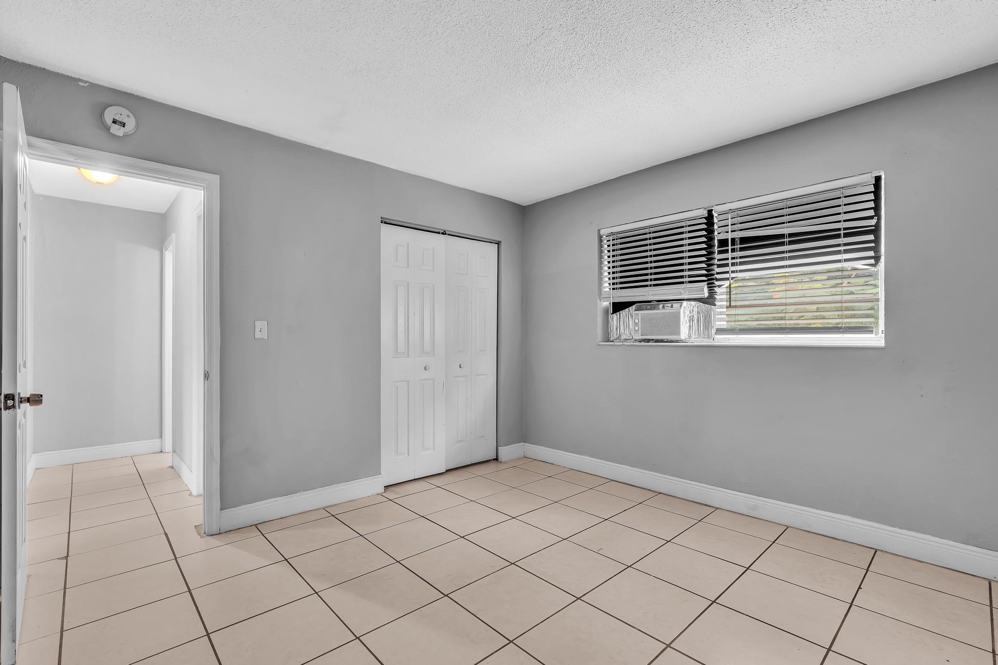 626 Sw 14th Avenue 212 Property Photo 9