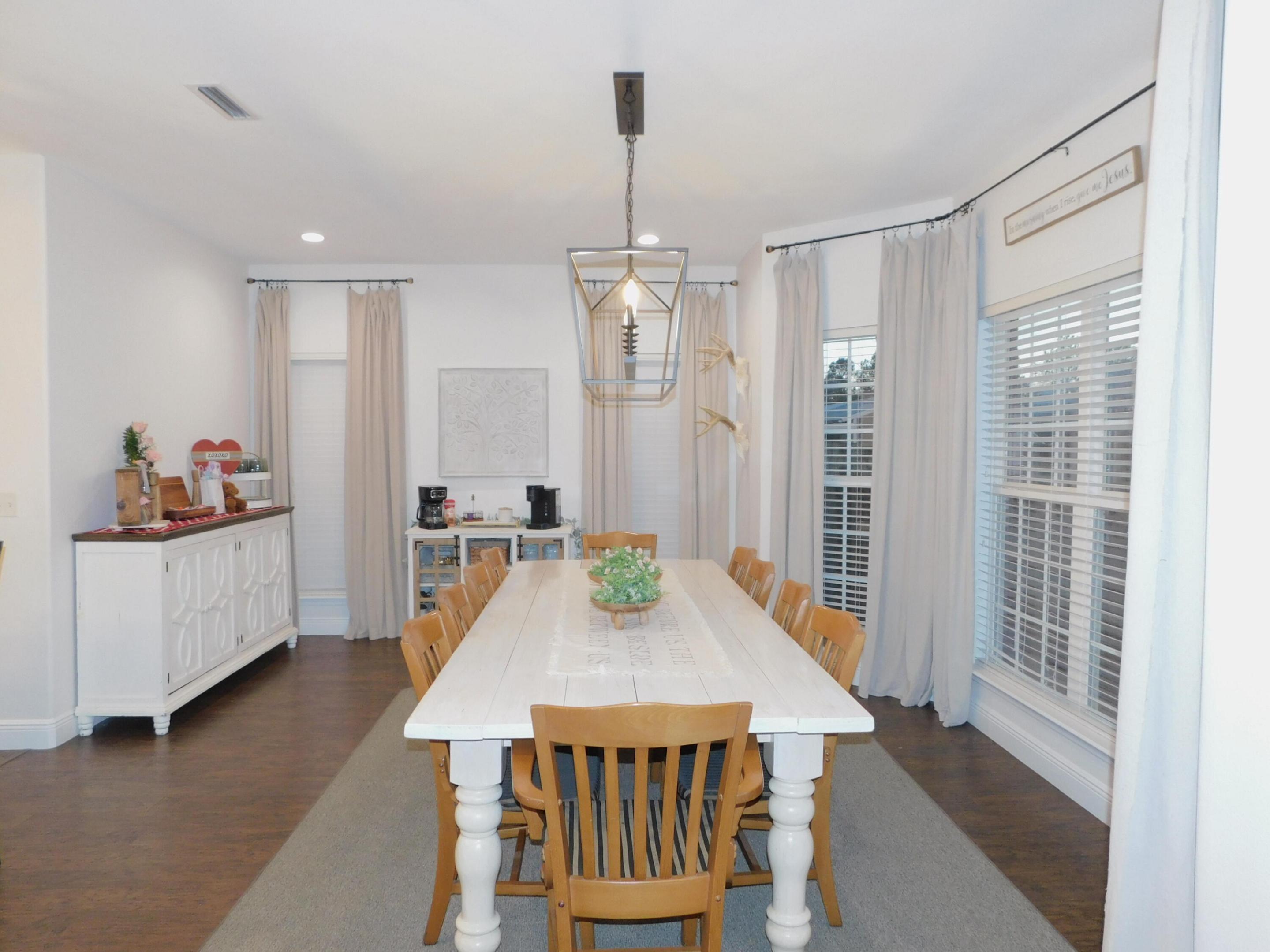 17576 Enoch Road Property Photo 14