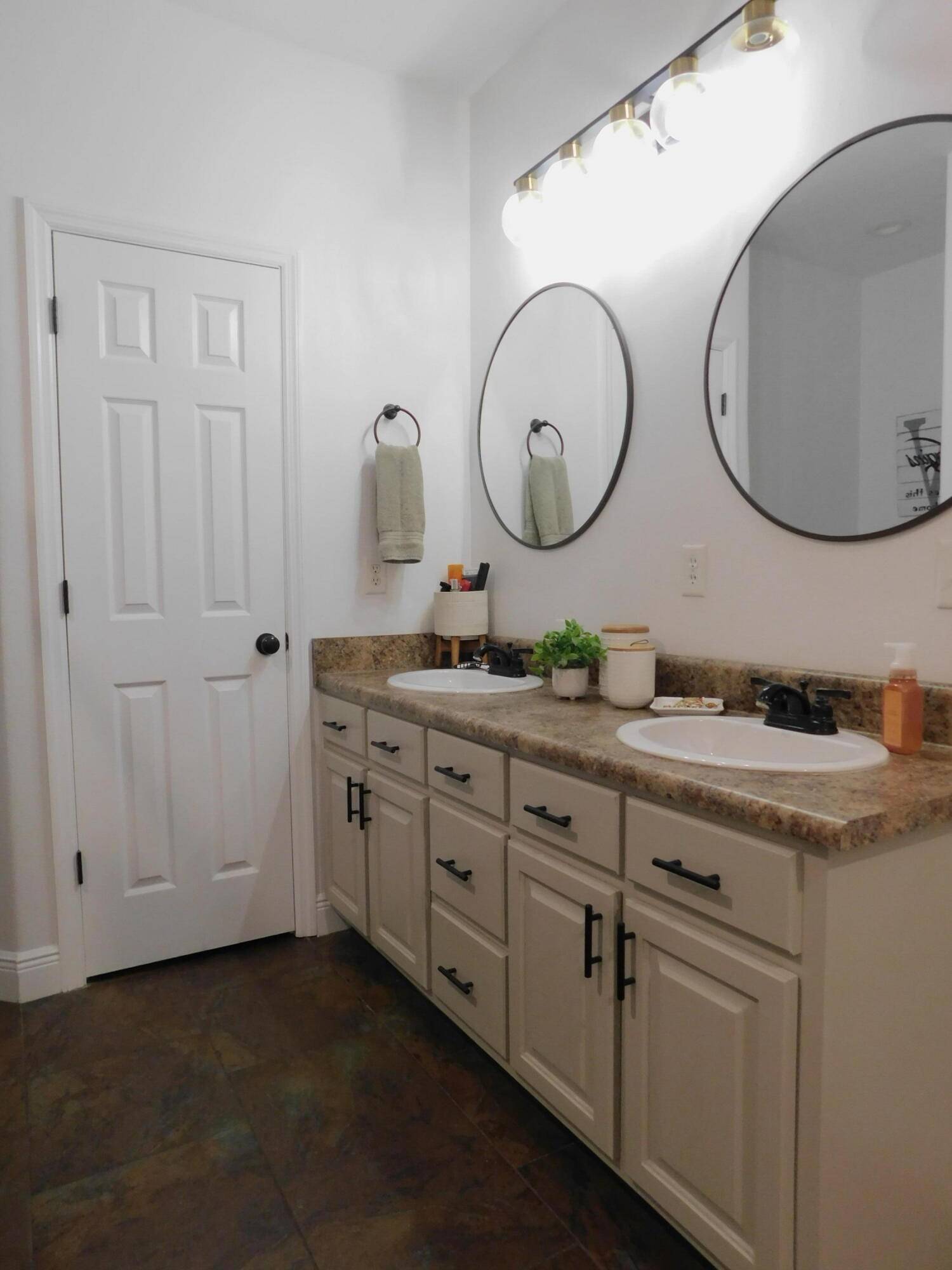 17576 Enoch Road Property Photo 43
