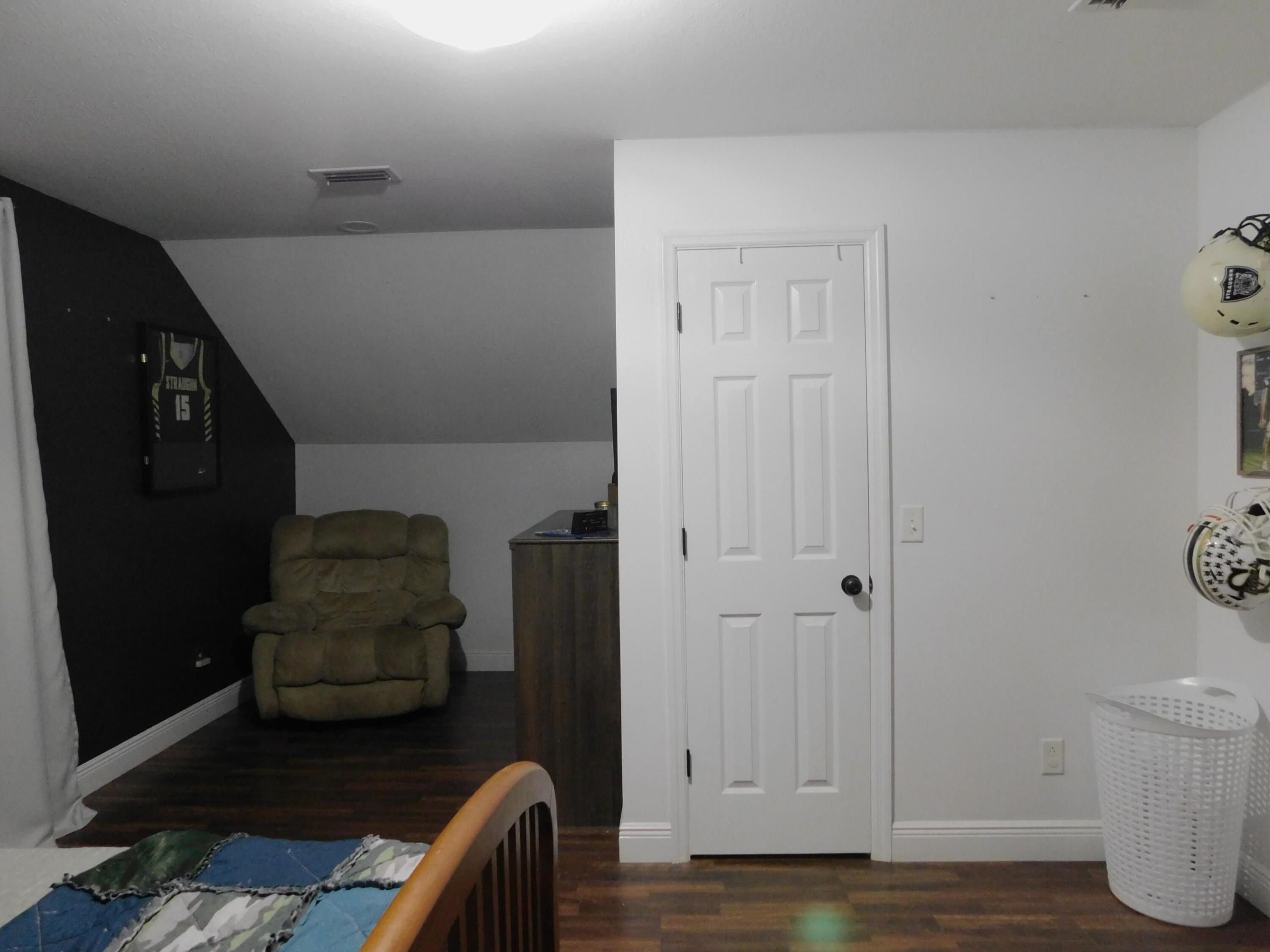 17576 Enoch Road Property Photo 55