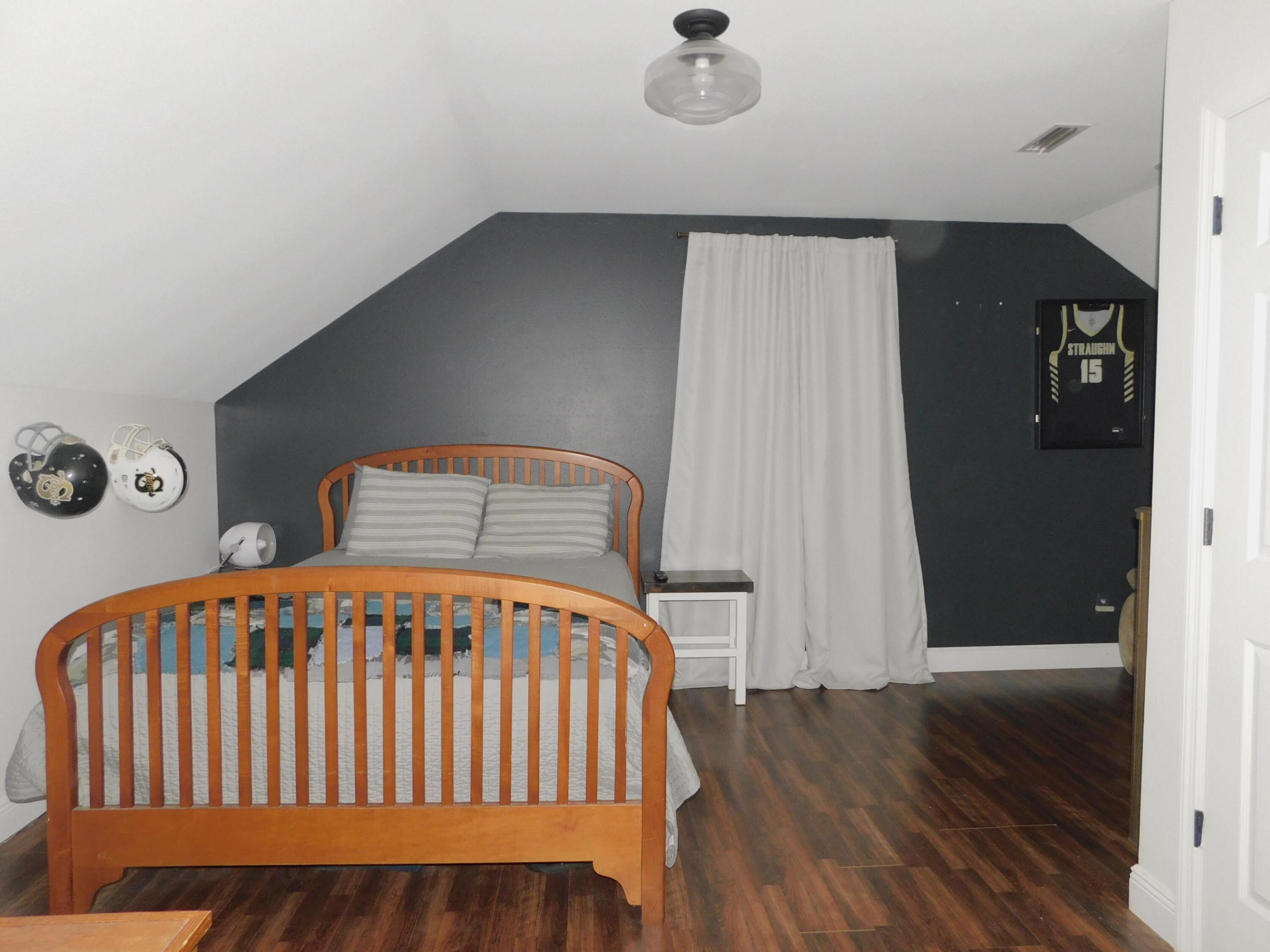 17576 Enoch Road Property Photo 59