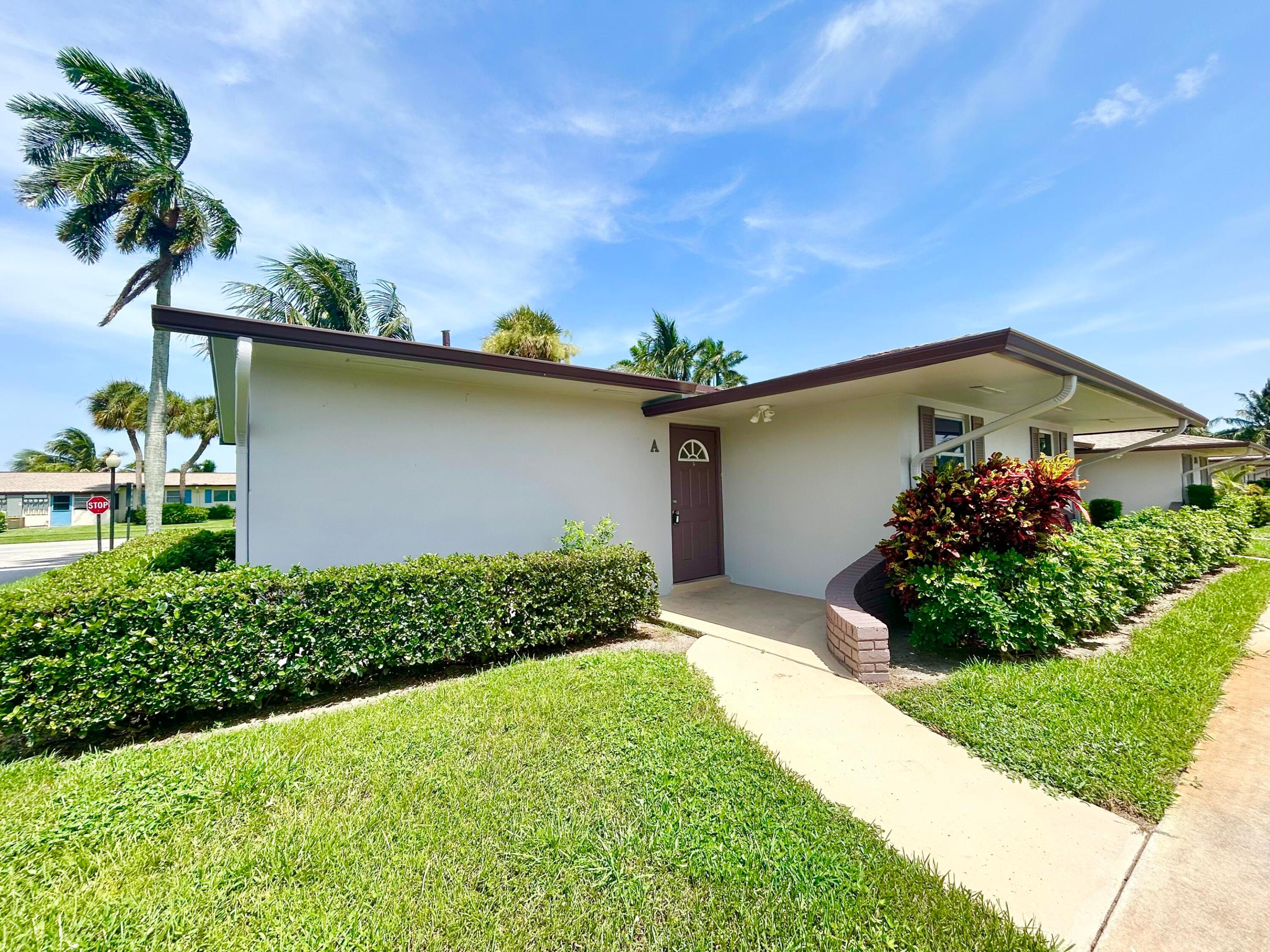 2885 Crosley Drive E A Property Photo 1