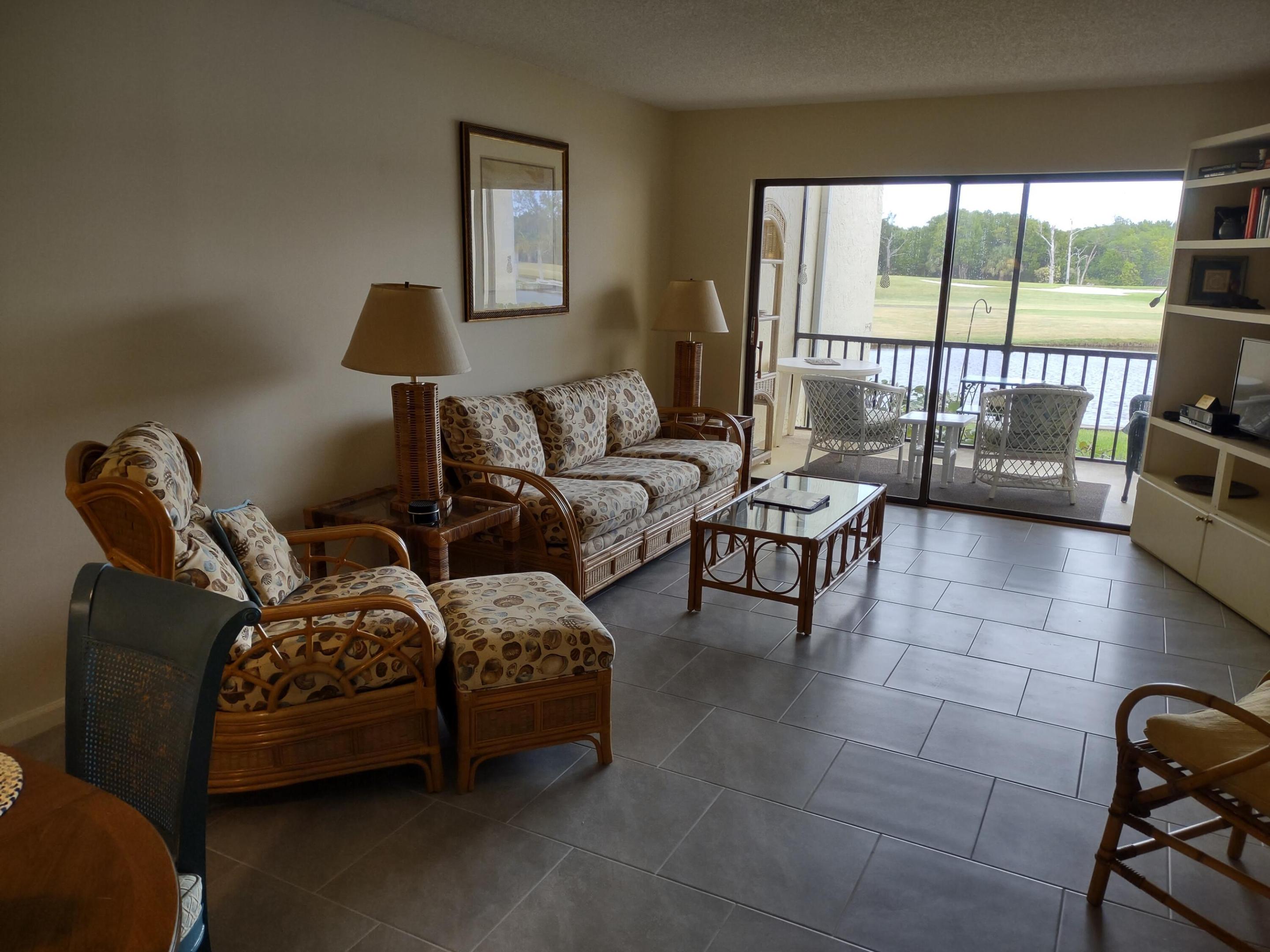5527 Ne Gulfstream Way Property Photo 11