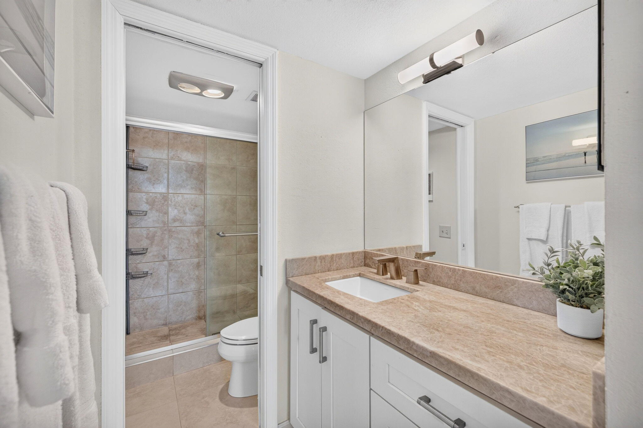 1301 River Reach Drive 516 Property Photo 25