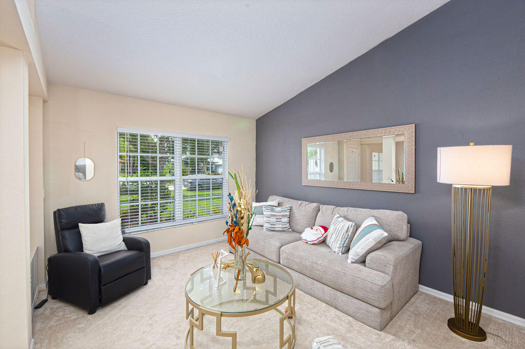 2606 Serenity Circle N Property Photo 8