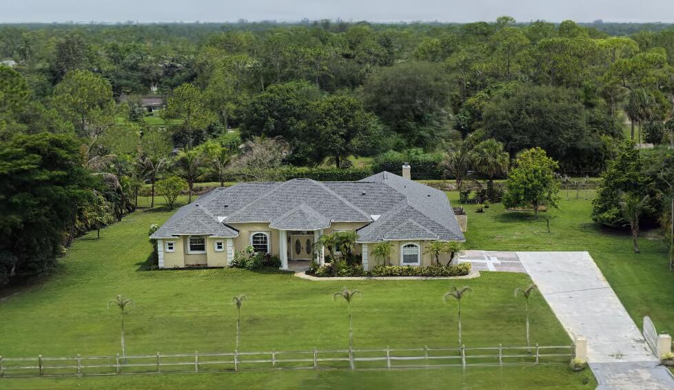 13882 43rd Road N Property Photo 1
