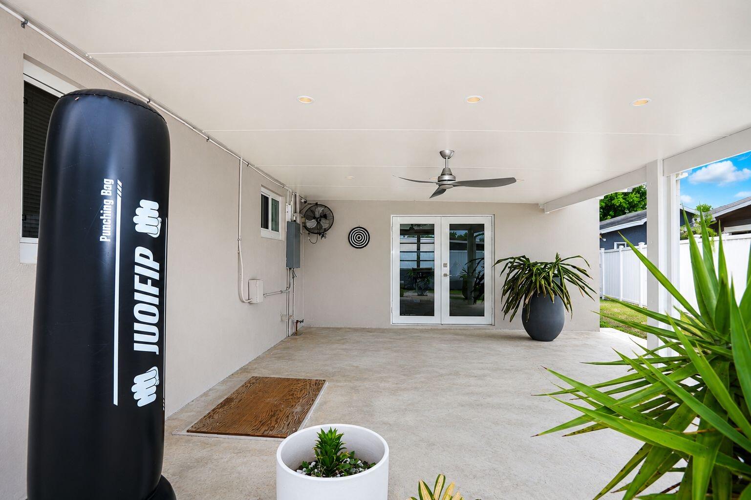 511 N 69th Way Property Photo 18
