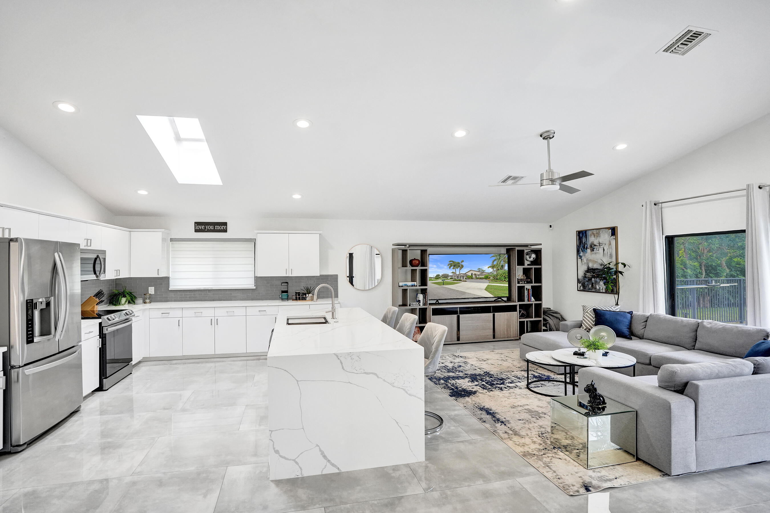 10875 Boca Woods Lane Property Photo 11