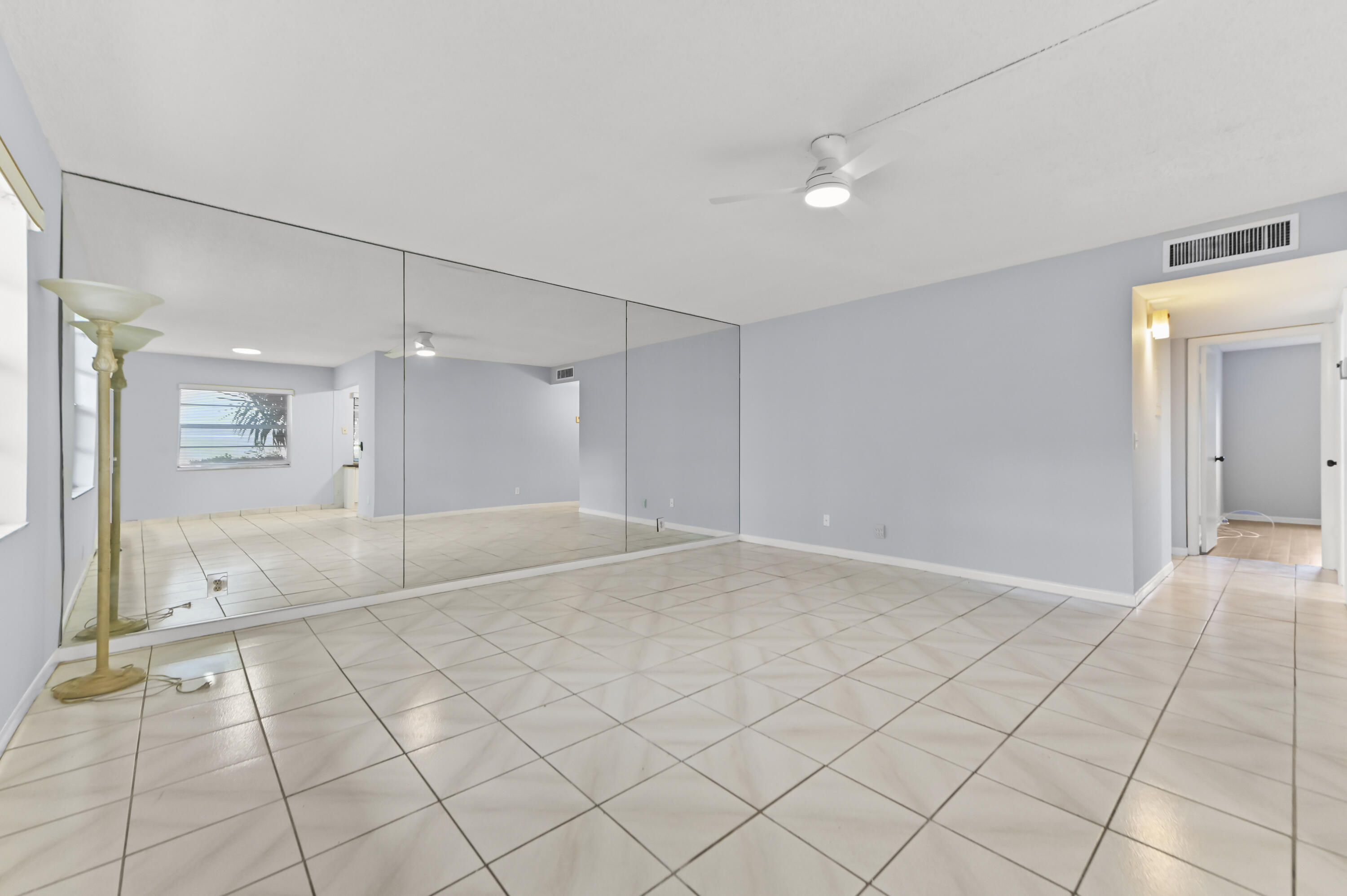 548 Capri L Property Photo 4