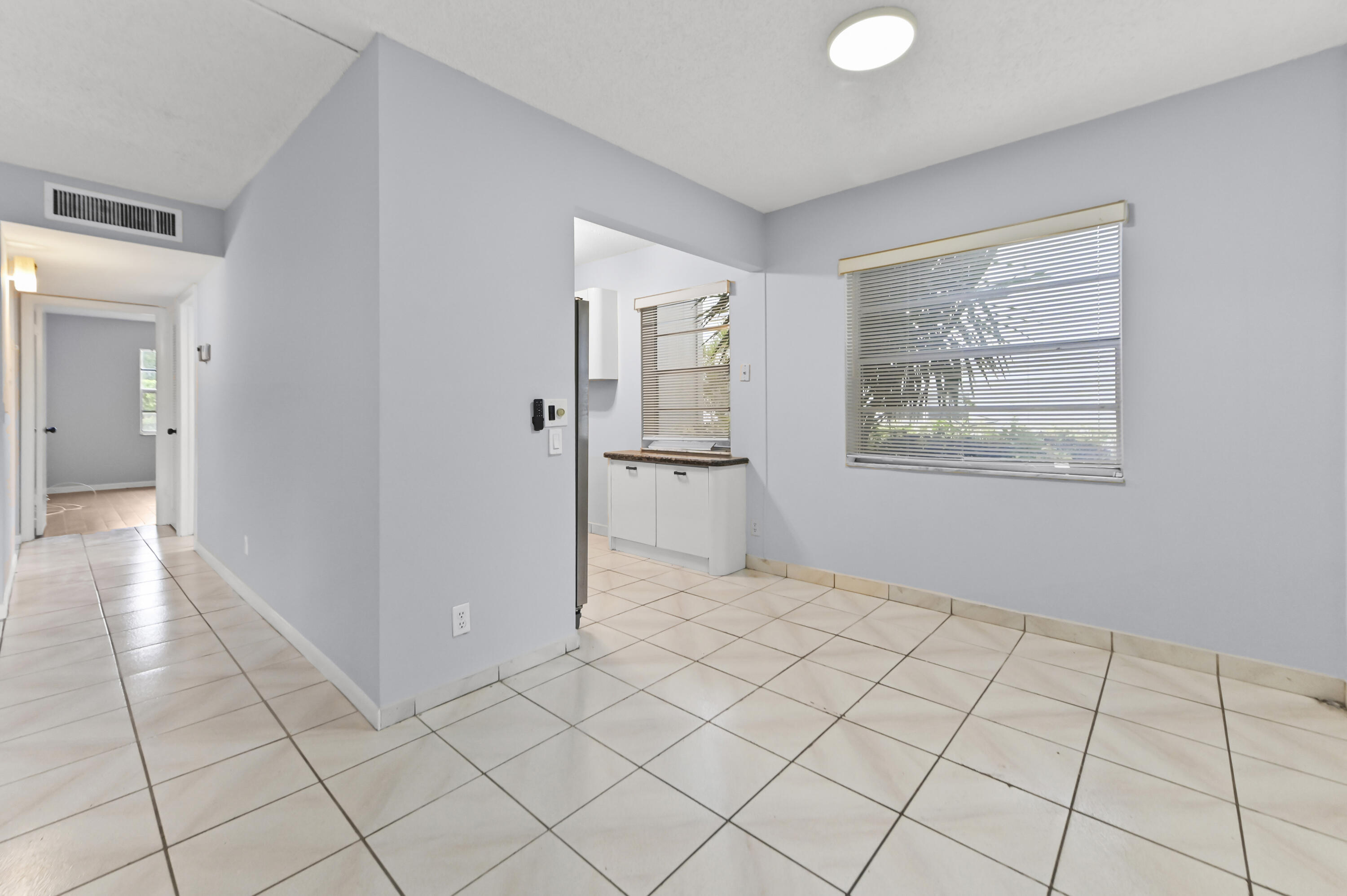 548 Capri L Property Photo 7