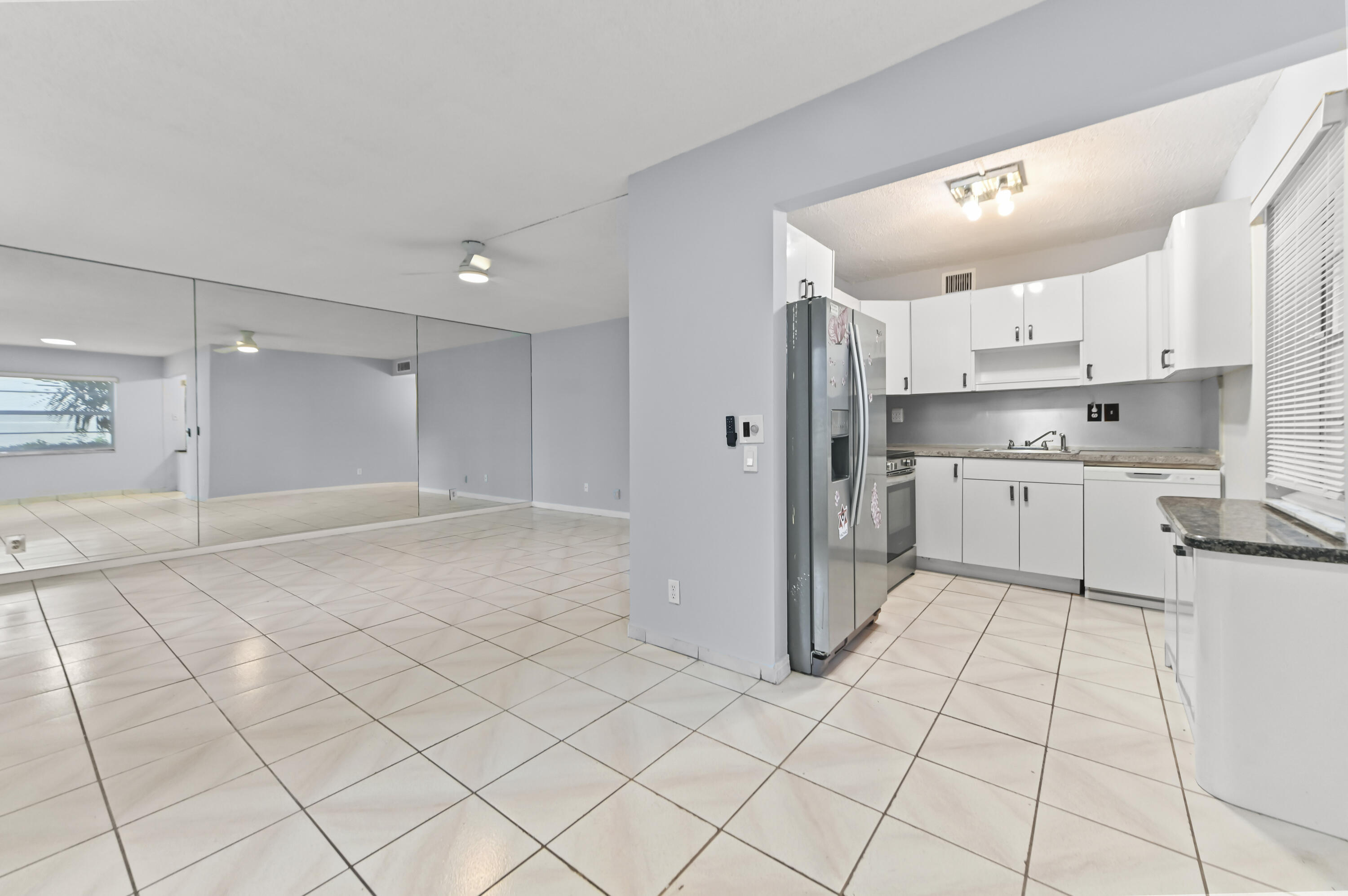 548 Capri L Property Photo 8