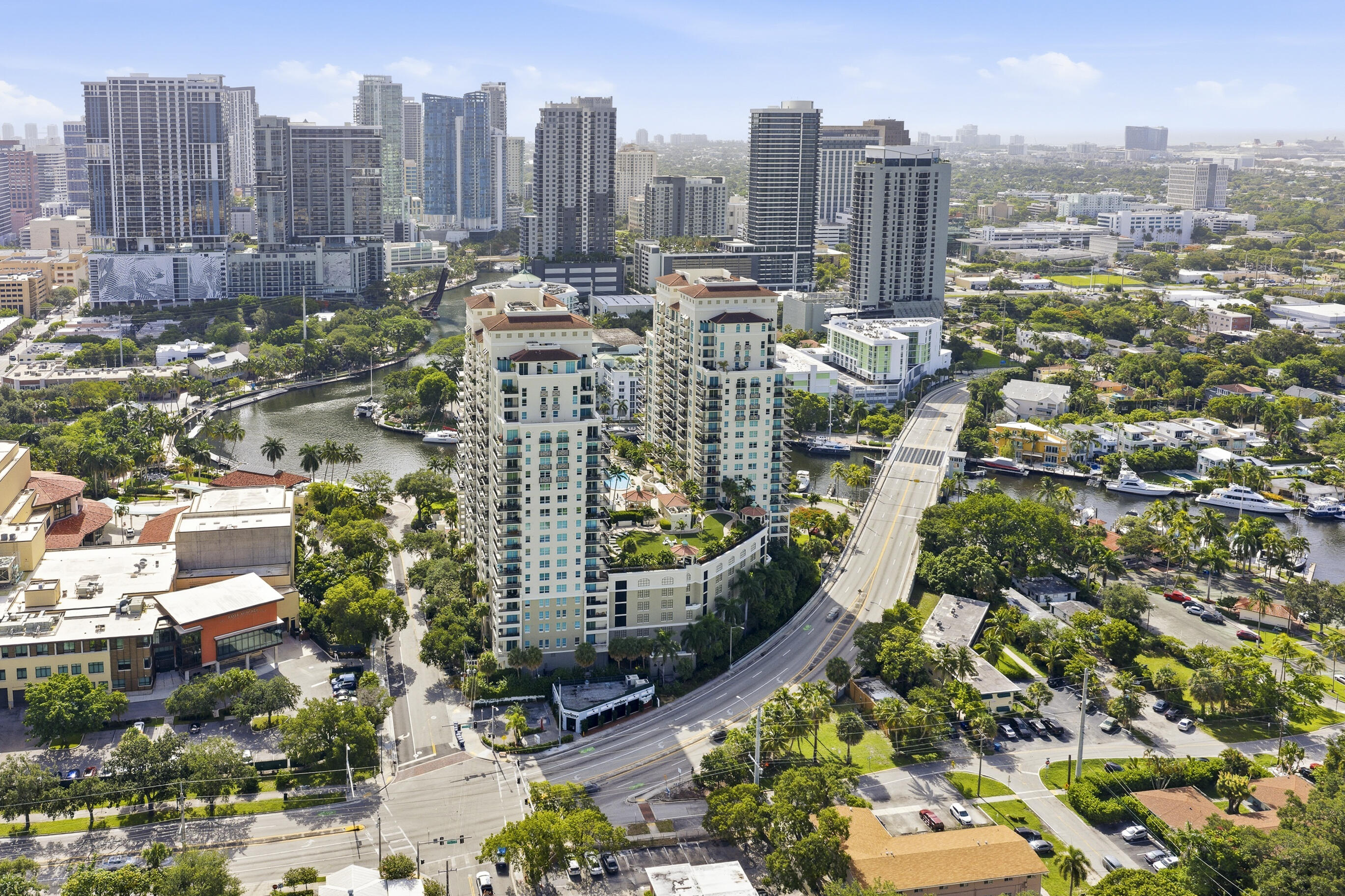 610 W Las Olas Boulevard 1118n Property Photo 4