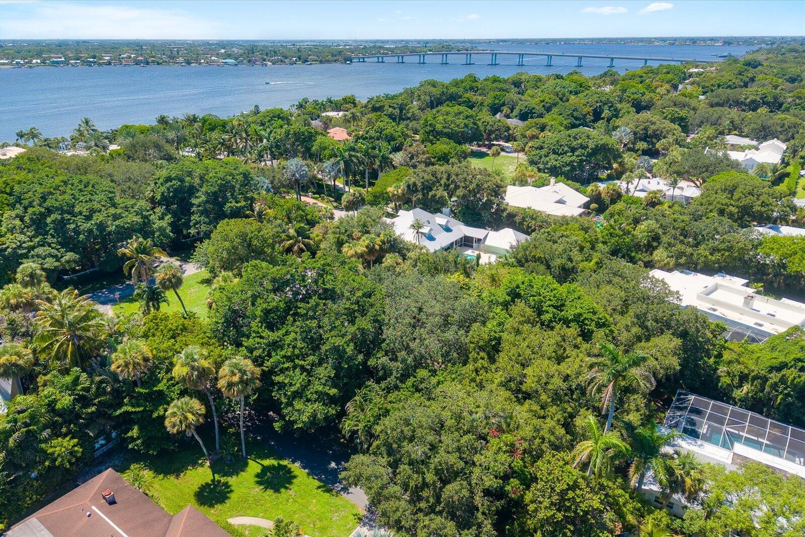 22 N Via Lucindia Property Photo 8