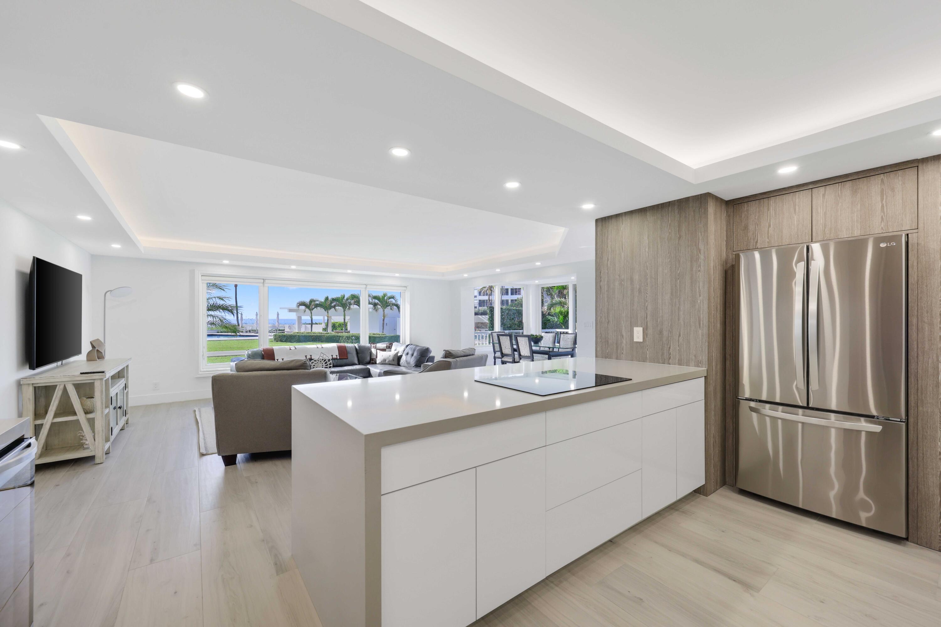 600 S Ocean Boulevard 103 Property Photo 3