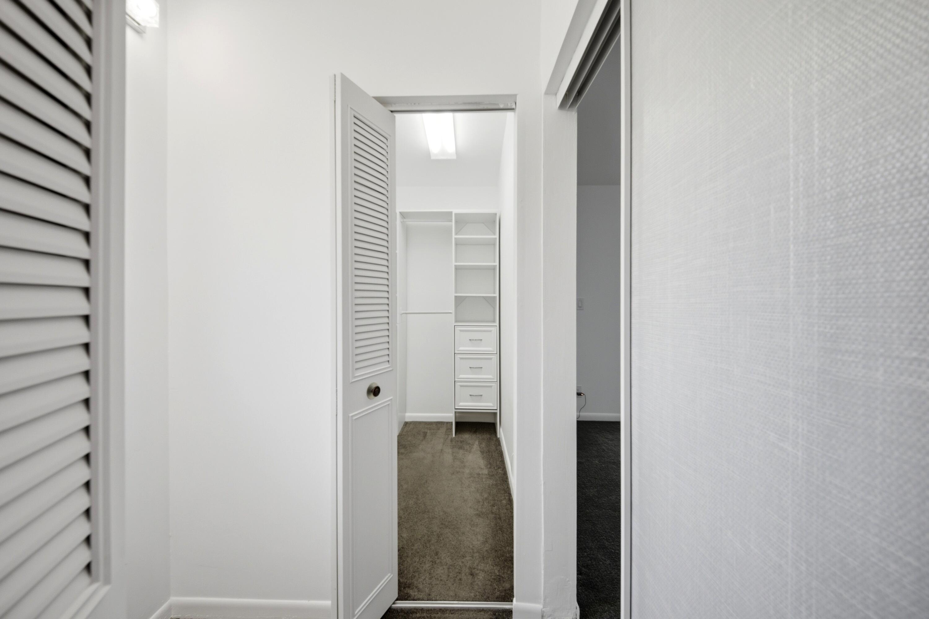 8114 Nutmeg Way Property Photo 16