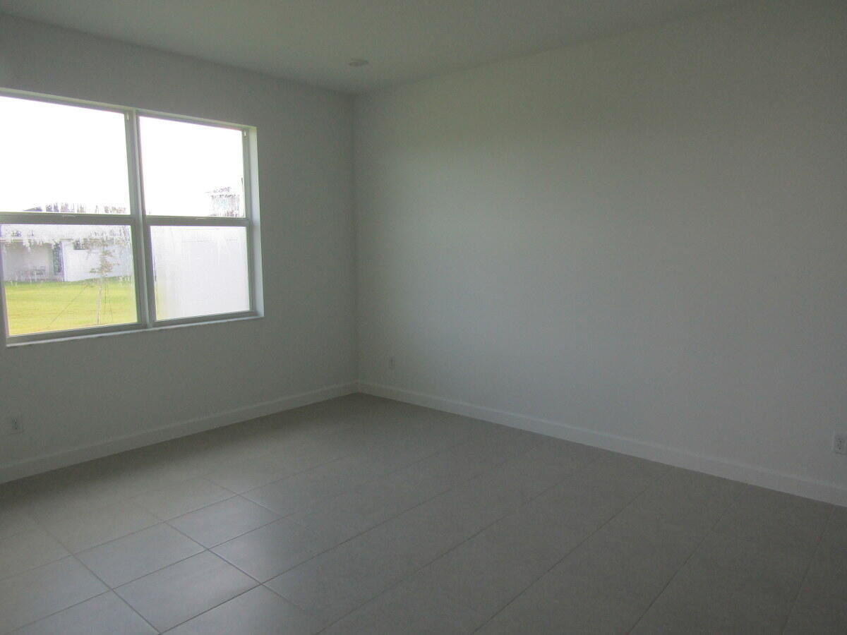 1689 Wandering Willow Way Property Photo 10