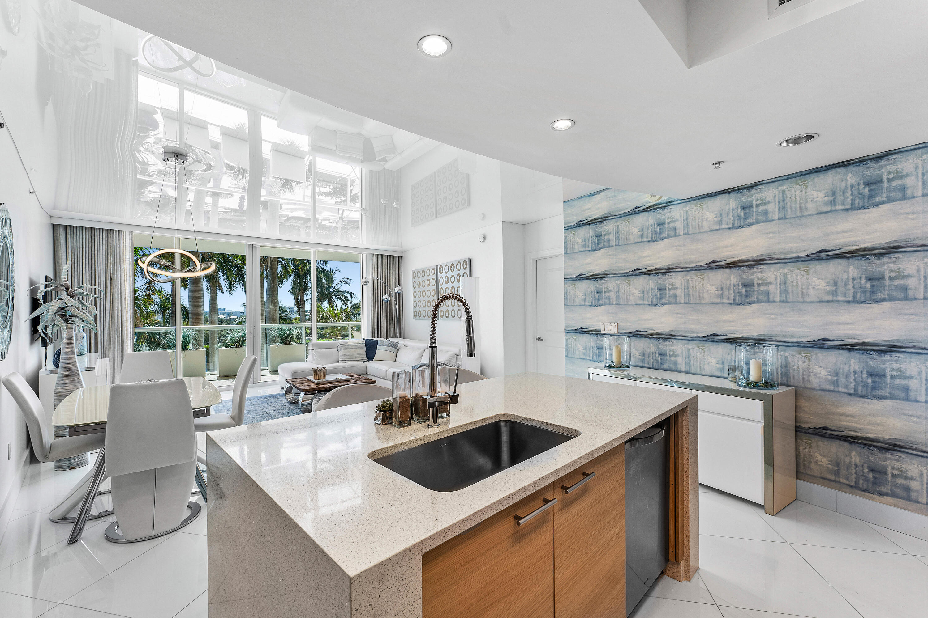 1 N Ocean Boulevard 513 Property Photo 13