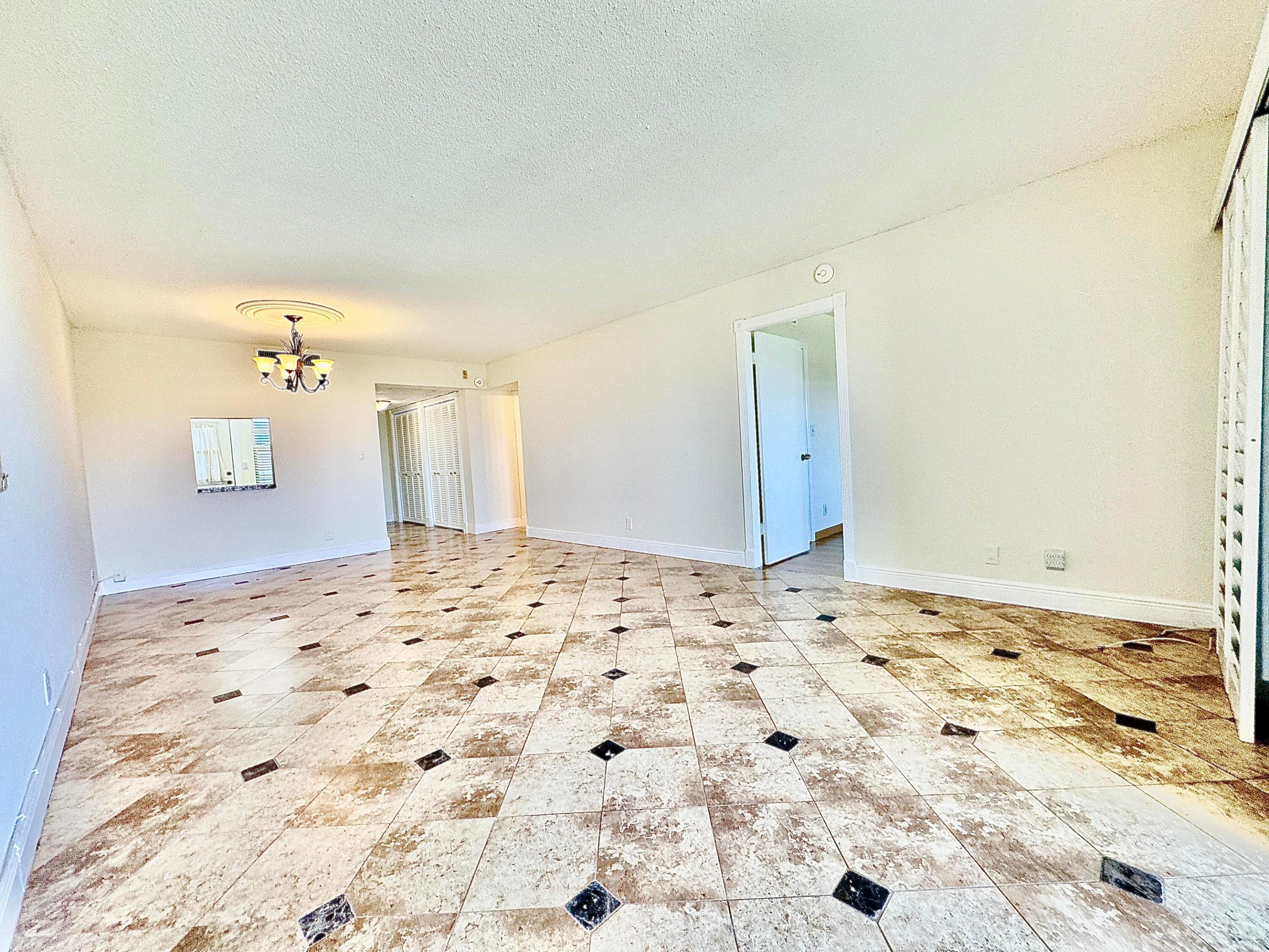 2871 N Ocean Boulevard C513 Property Photo 9