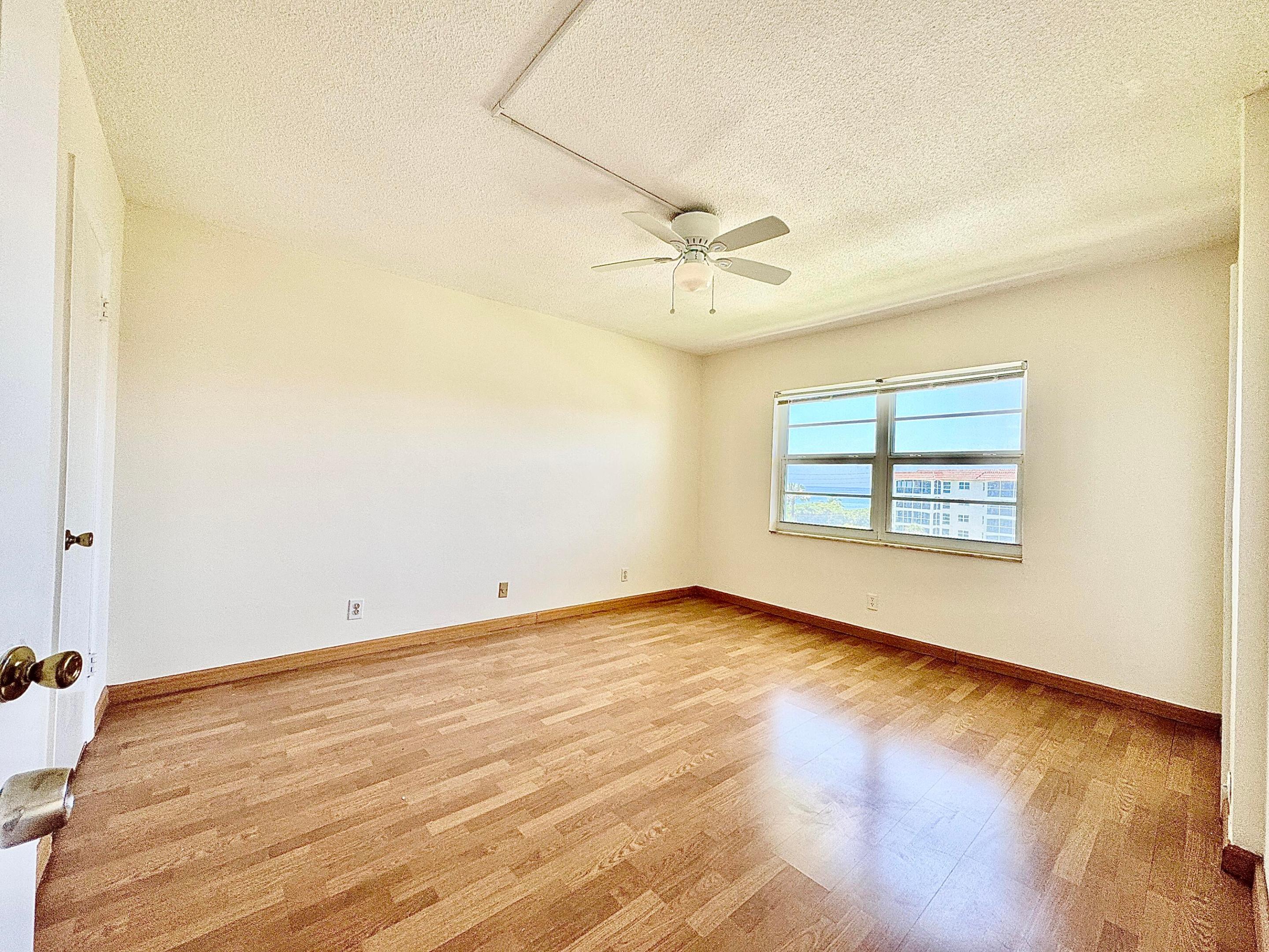 2871 N Ocean Boulevard C513 Property Photo 15