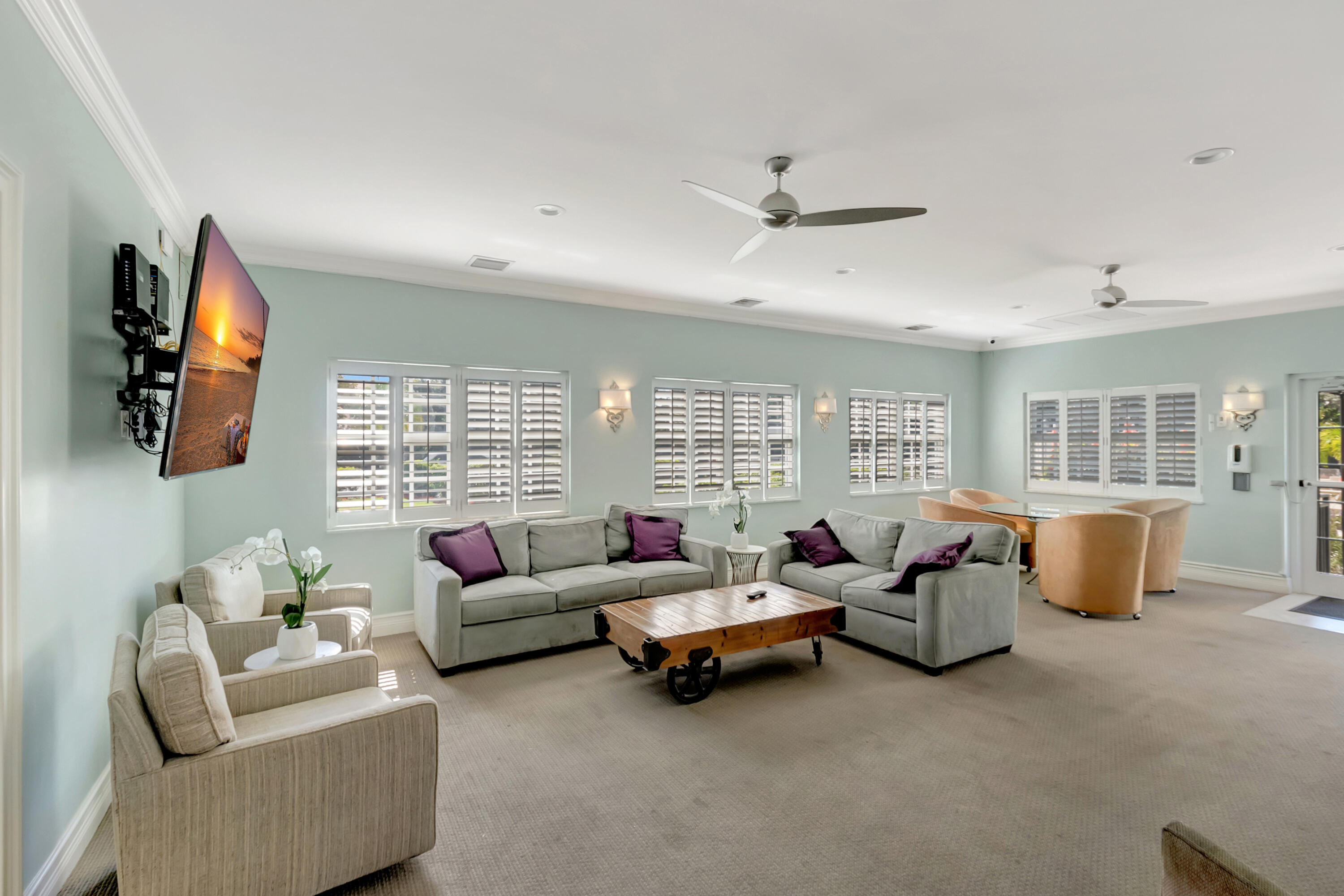 2871 N Ocean Boulevard C513 Property Photo 44