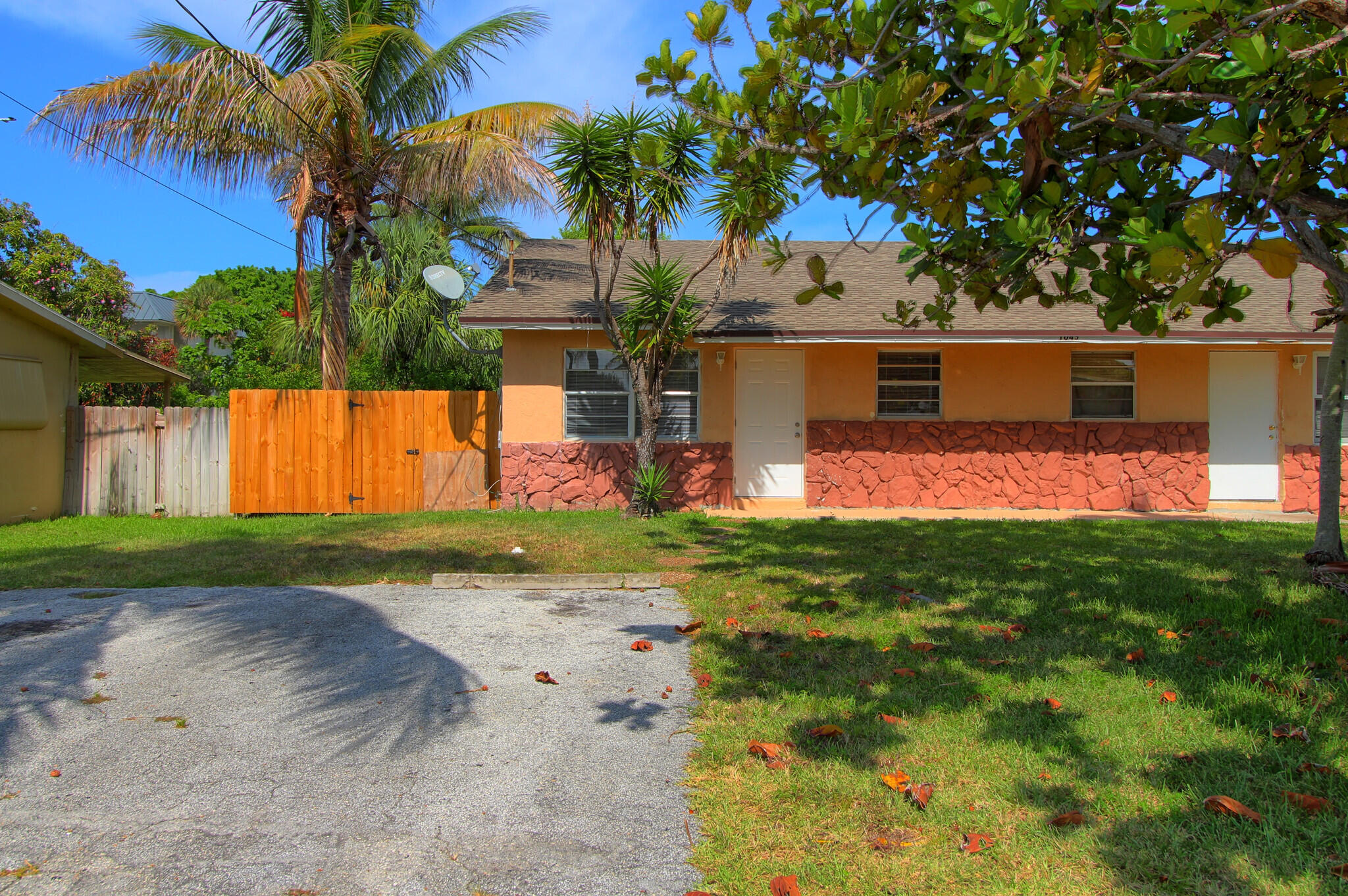 1045 Miami Boulevard A Property Photo 1