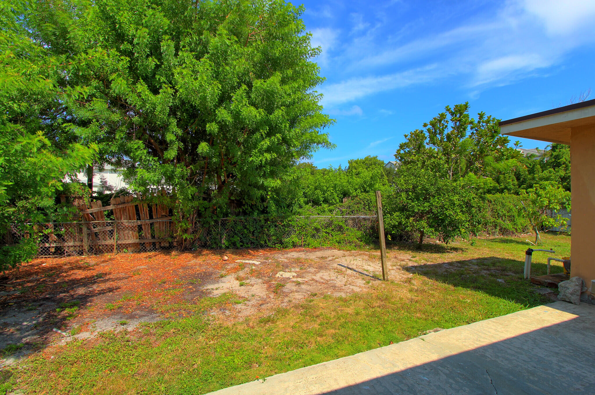 1045 Miami Boulevard A Property Photo 22