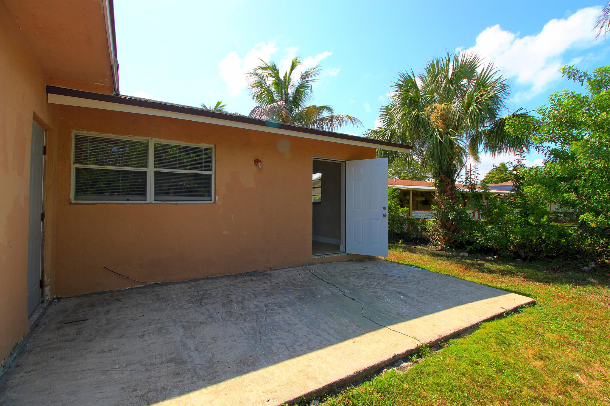 1045 Miami Boulevard A Property Photo 23