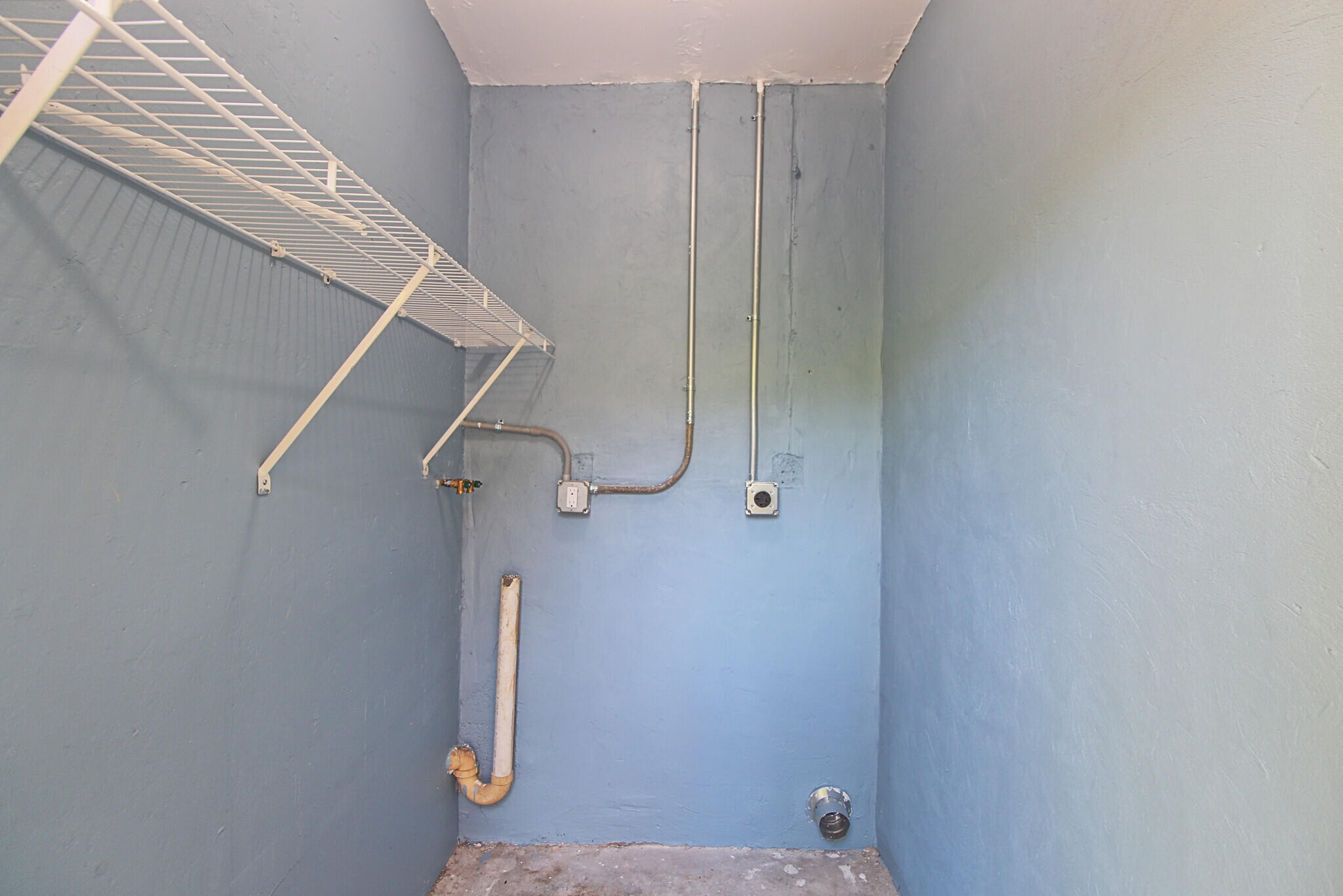 1045 Miami Boulevard A Property Photo 24
