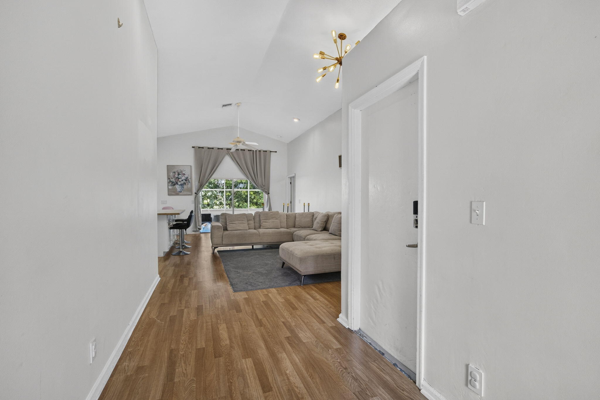 120 Paddock Lane Property Photo 8