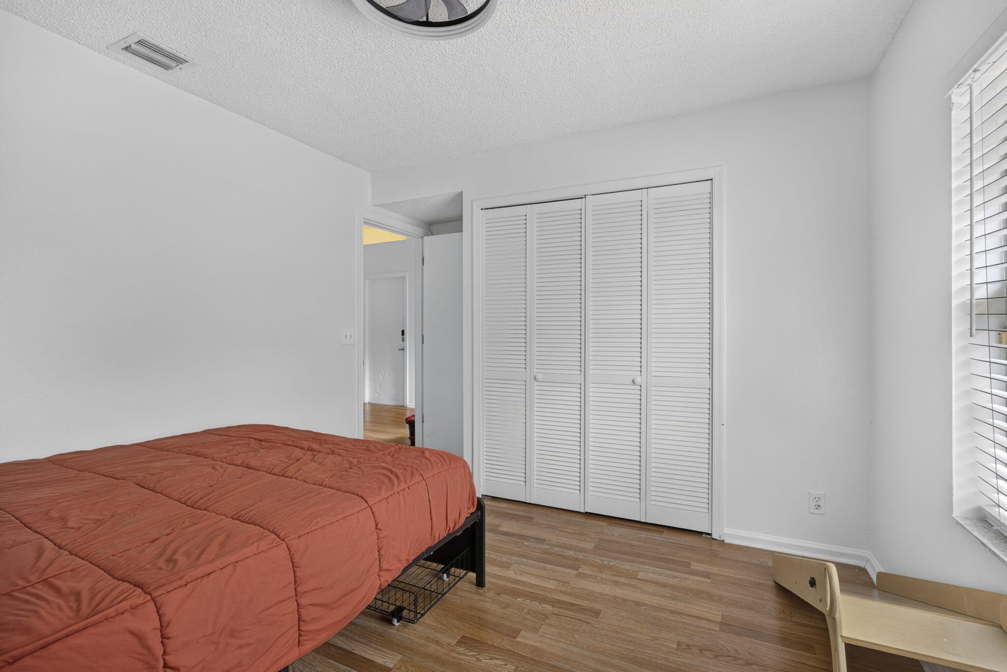 120 Paddock Lane Property Photo 11