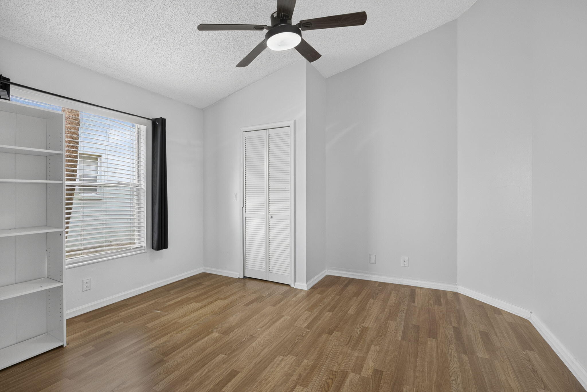 120 Paddock Lane Property Photo 14