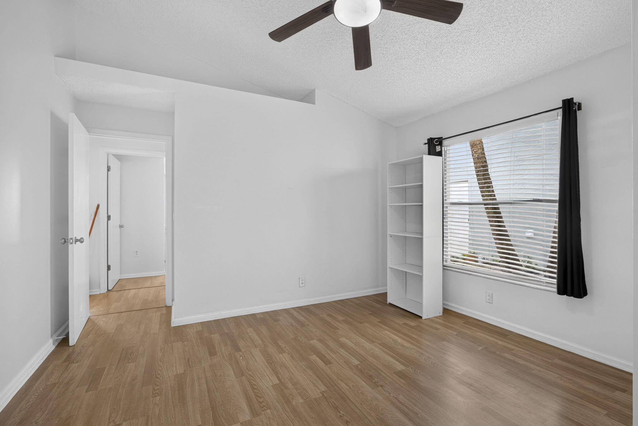 120 Paddock Lane Property Photo 15