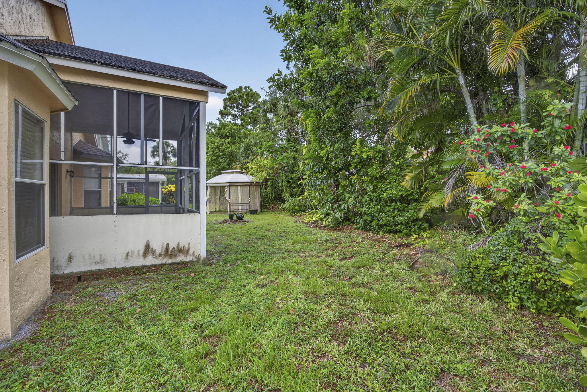 120 Paddock Lane Property Photo 40