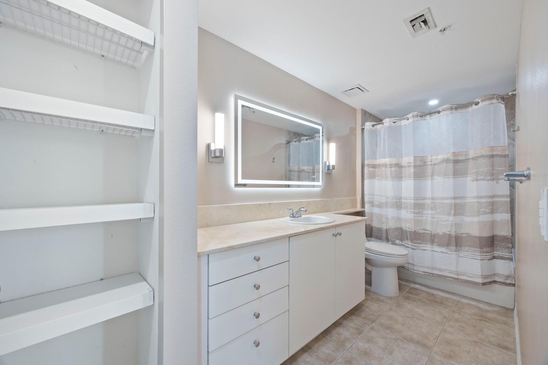 804 E Windward Way 621 Property Photo 10