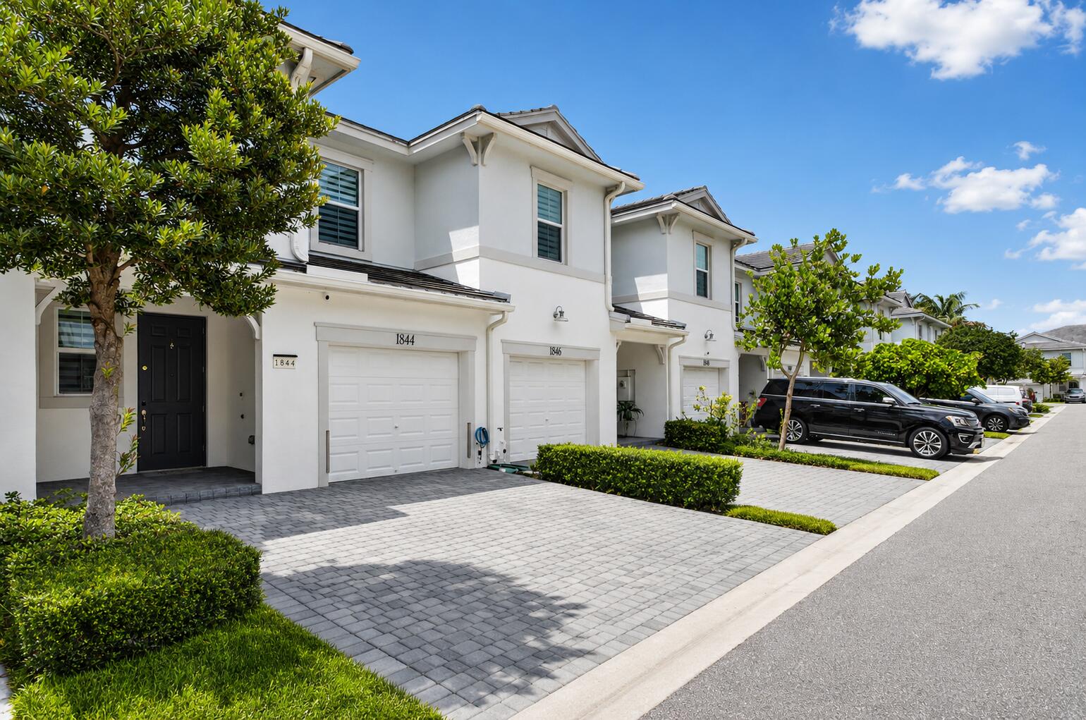 1844 Sandpiper Pointe Place Property Photo 2