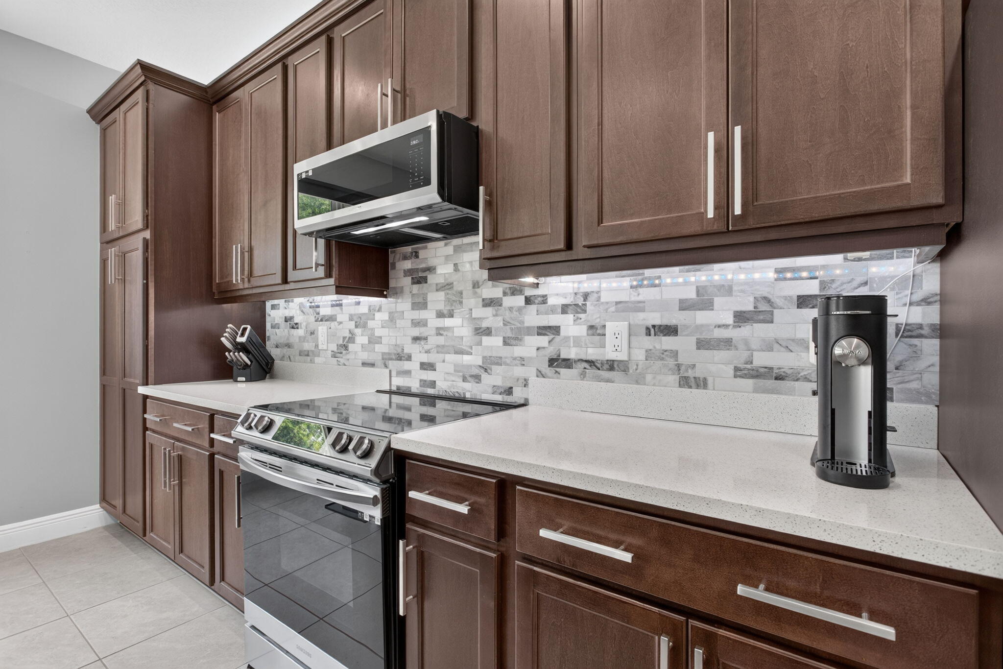 1844 Sandpiper Pointe Place Property Photo 4