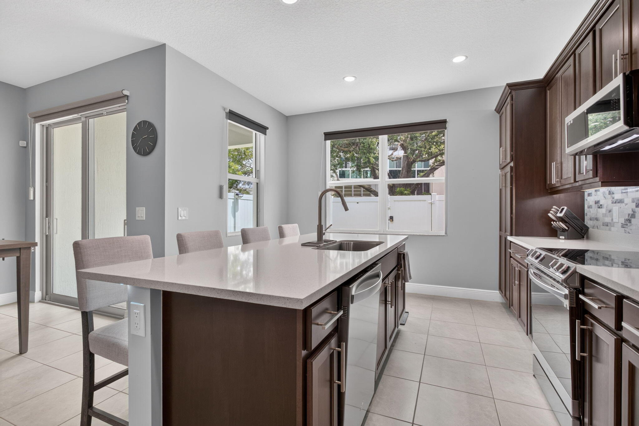 1844 Sandpiper Pointe Place Property Photo 6