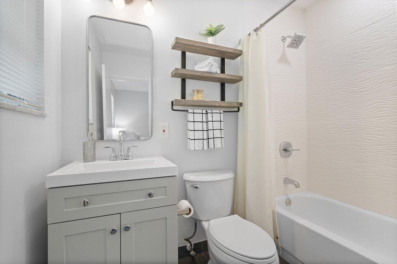 2767 Spanish River Road Property Photo 32