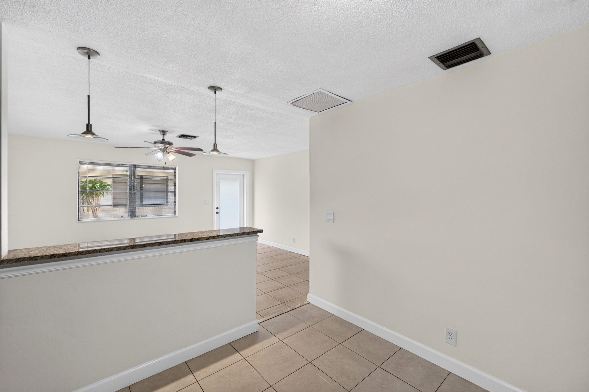 2500 Sw 18th Terrace 5 Property Photo 5