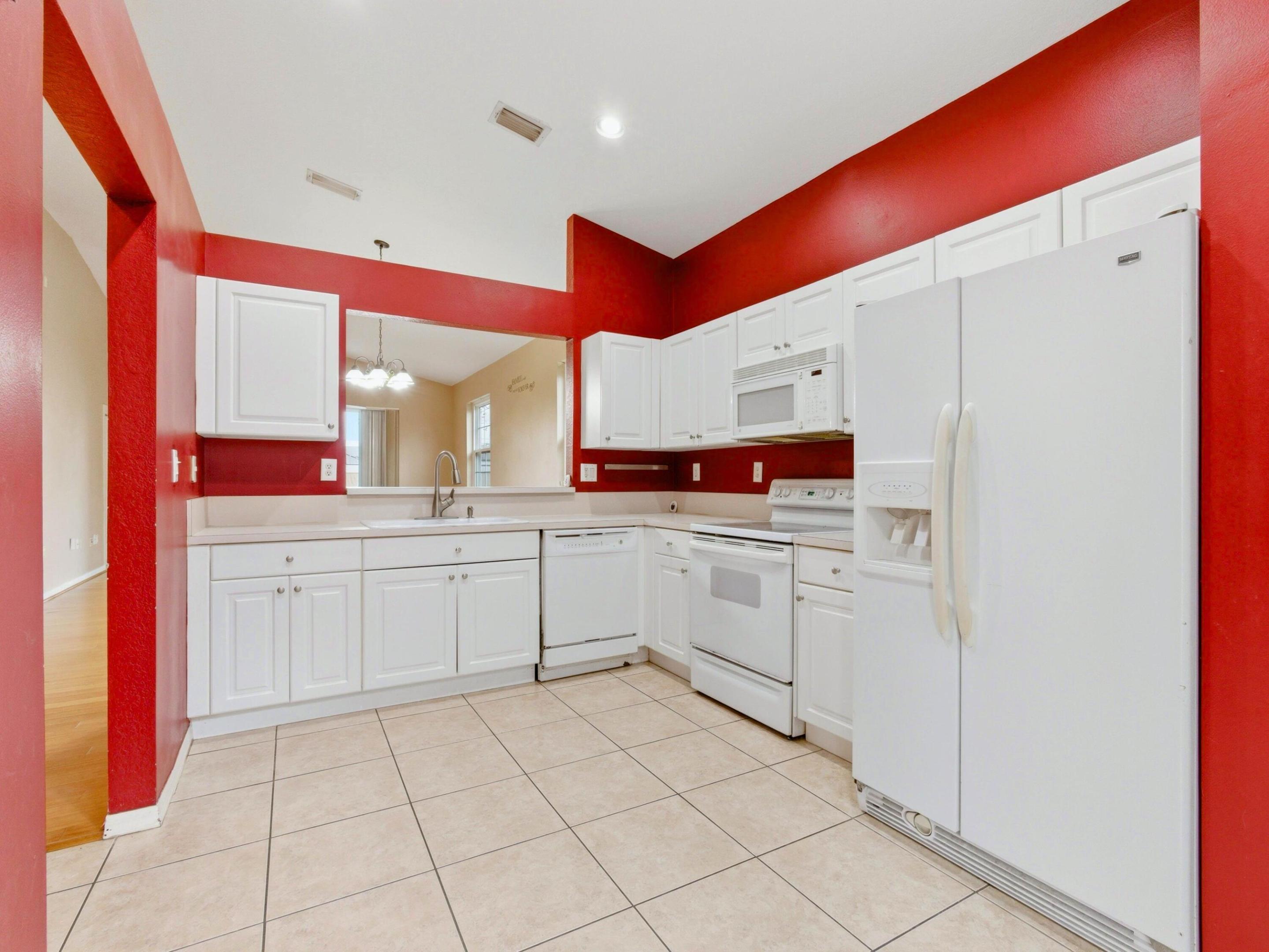 2920 E Aragon Boulevard 3 Property Photo 6