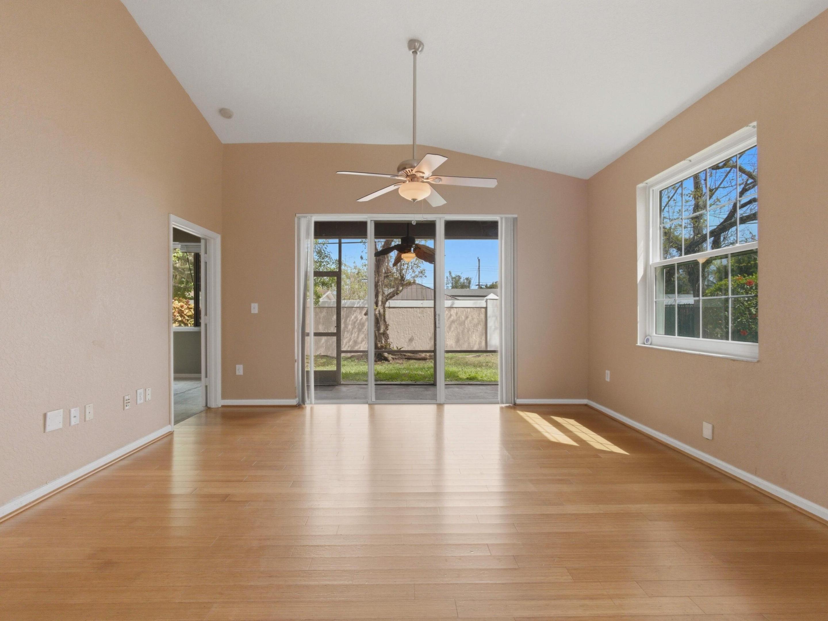 2920 E Aragon Boulevard 3 Property Photo 9