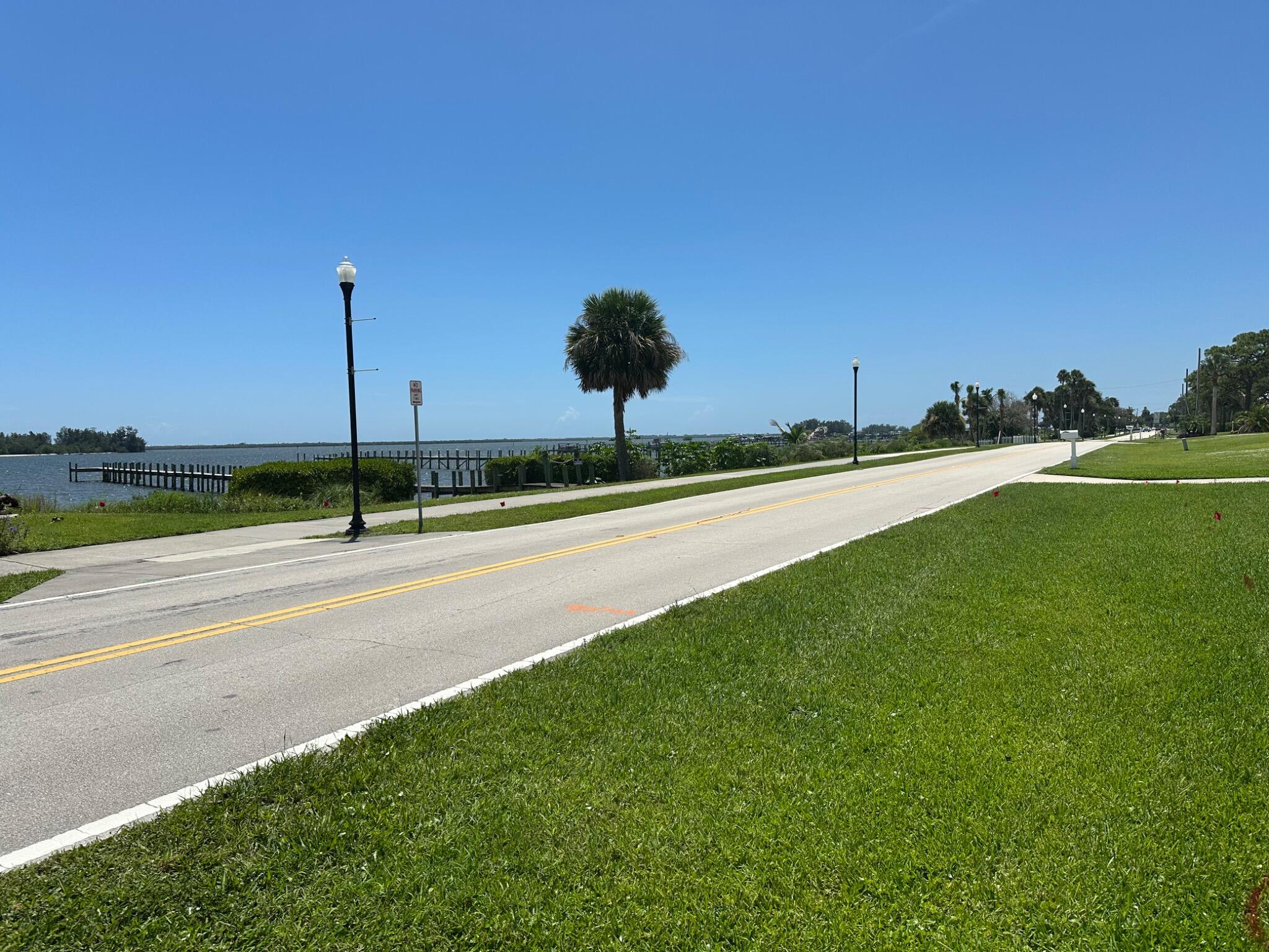 1026 Indian River Drive Property Photo 17